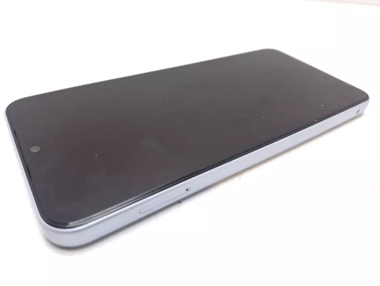 smartfon-t-mobile-t-phone-3-5g-6-gb-128-gb-5g-srebrny-gwar-sluch-nie-rat-typ-202685-212929