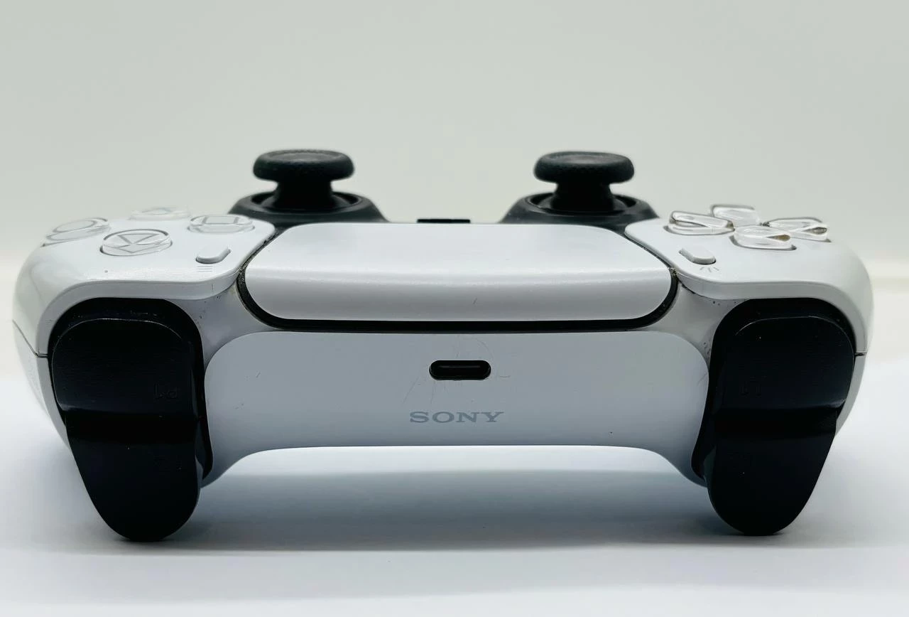 pad-ps5-sony-dualsense-cfi-zct1w-bialy-komunikacja-bezprzewodowa-210670-243458