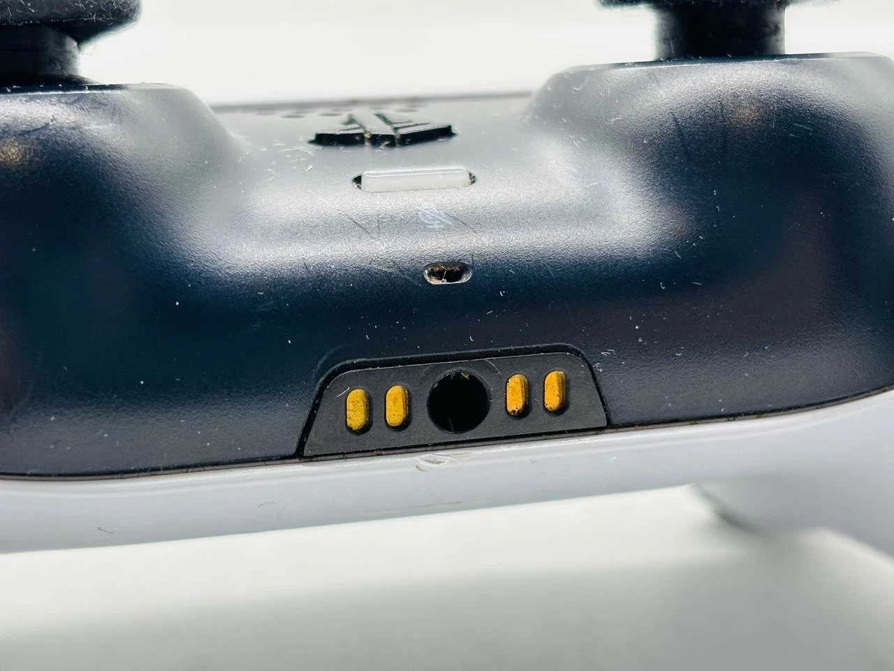 pad-ps5-sony-dualsense-cfi-zct1w-bialy-waga-produktu-z-opakowaniem-jednostkowym-0430