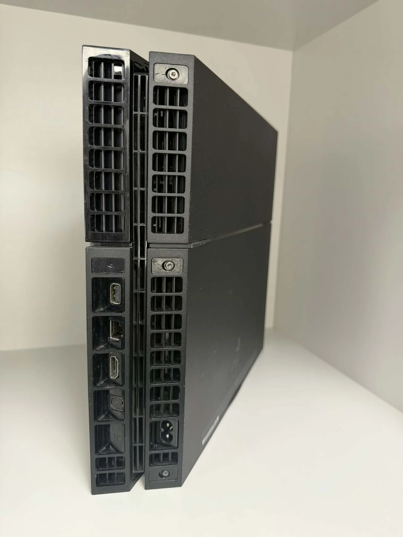 konsola-ps4-cuh-1004a-500gb-nieoryginalny-pad-gry-w-zestawie-205998-225574