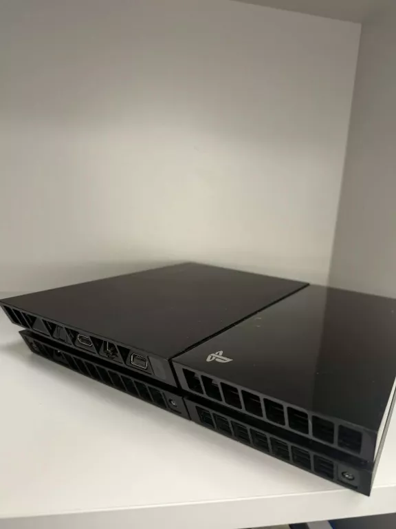 konsola-ps4-cuh-1004a-500gb-nieoryginalny-pad-kolor-249512-1647413