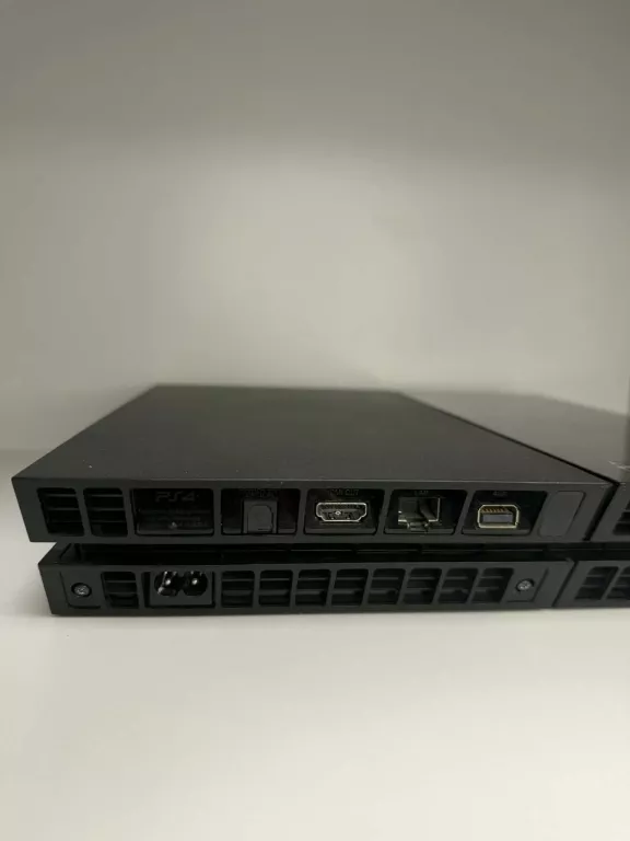 konsola-ps4-cuh-1004a-500gb-nieoryginalny-pad-ean-gtin-0711719881865