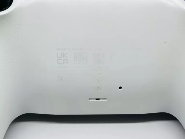pad-ps5-sony-dualsense-cfi-zct1w-bialy-stan-11323-2