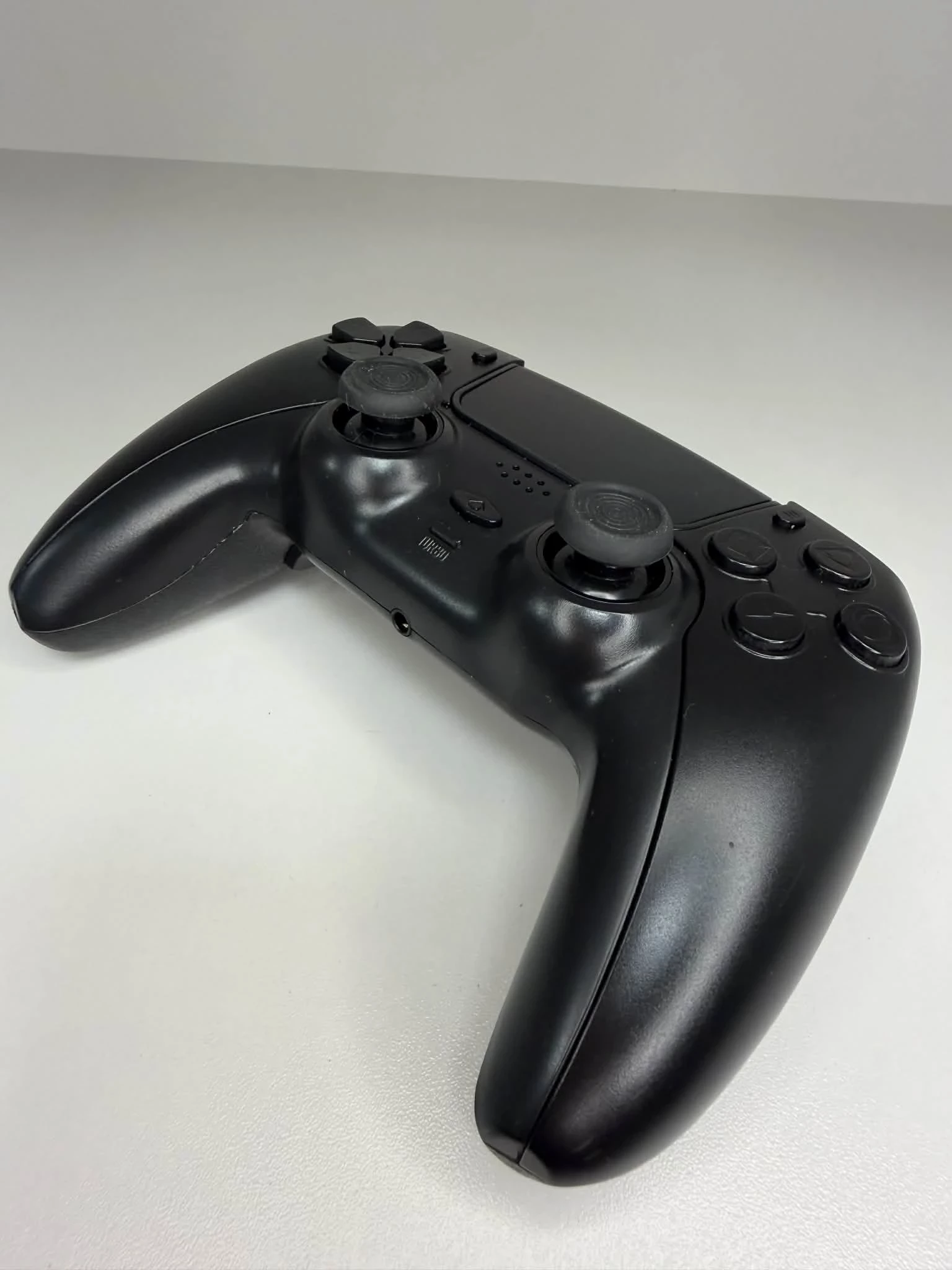 konsola-ps4-cuh-1004a-500gb-nieoryginalny-pad-dysk-wbudowana-pamiec-5179-51