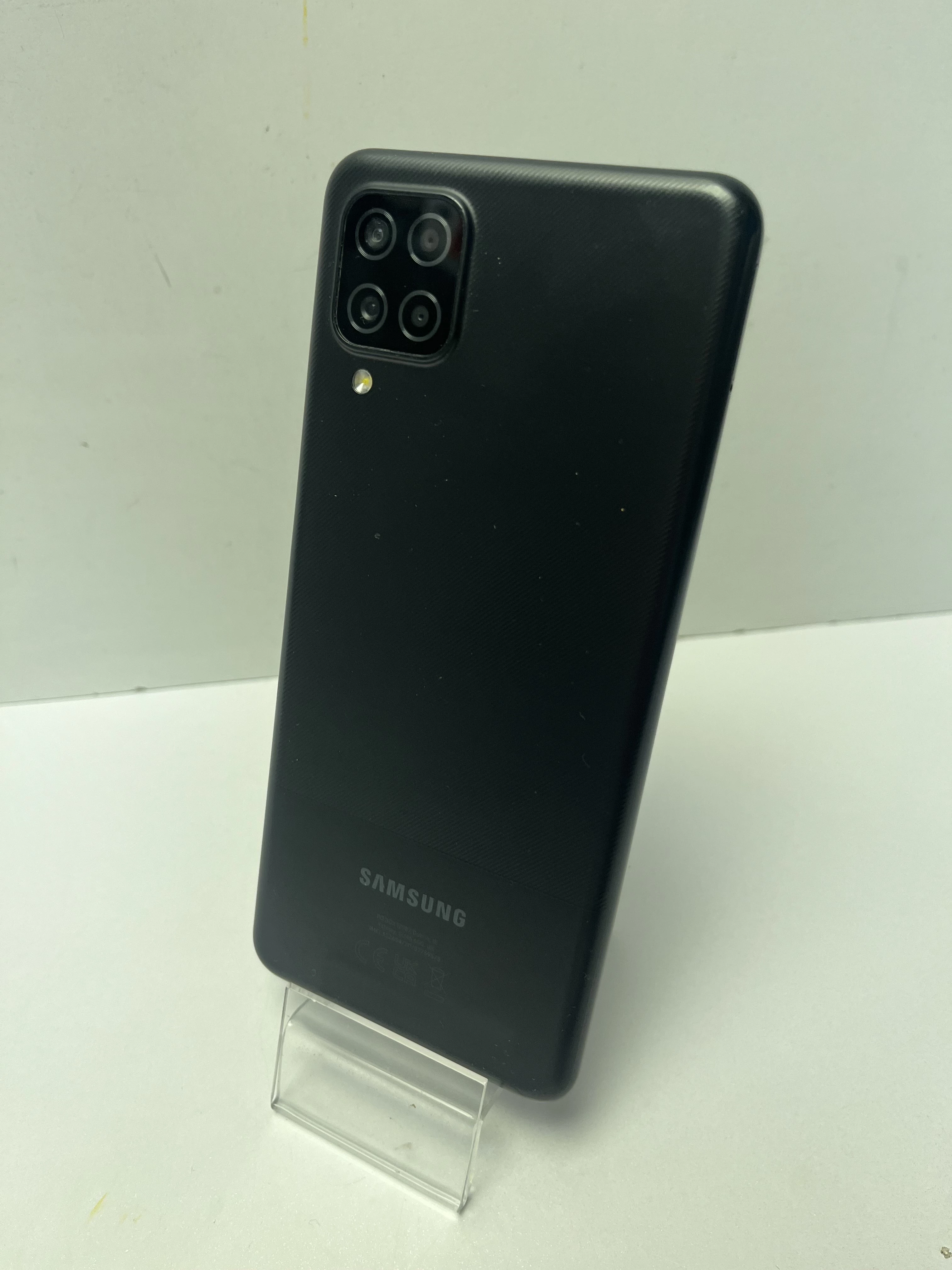 telefon-samsung-galaxy-a12-464gb-stan-11323-2