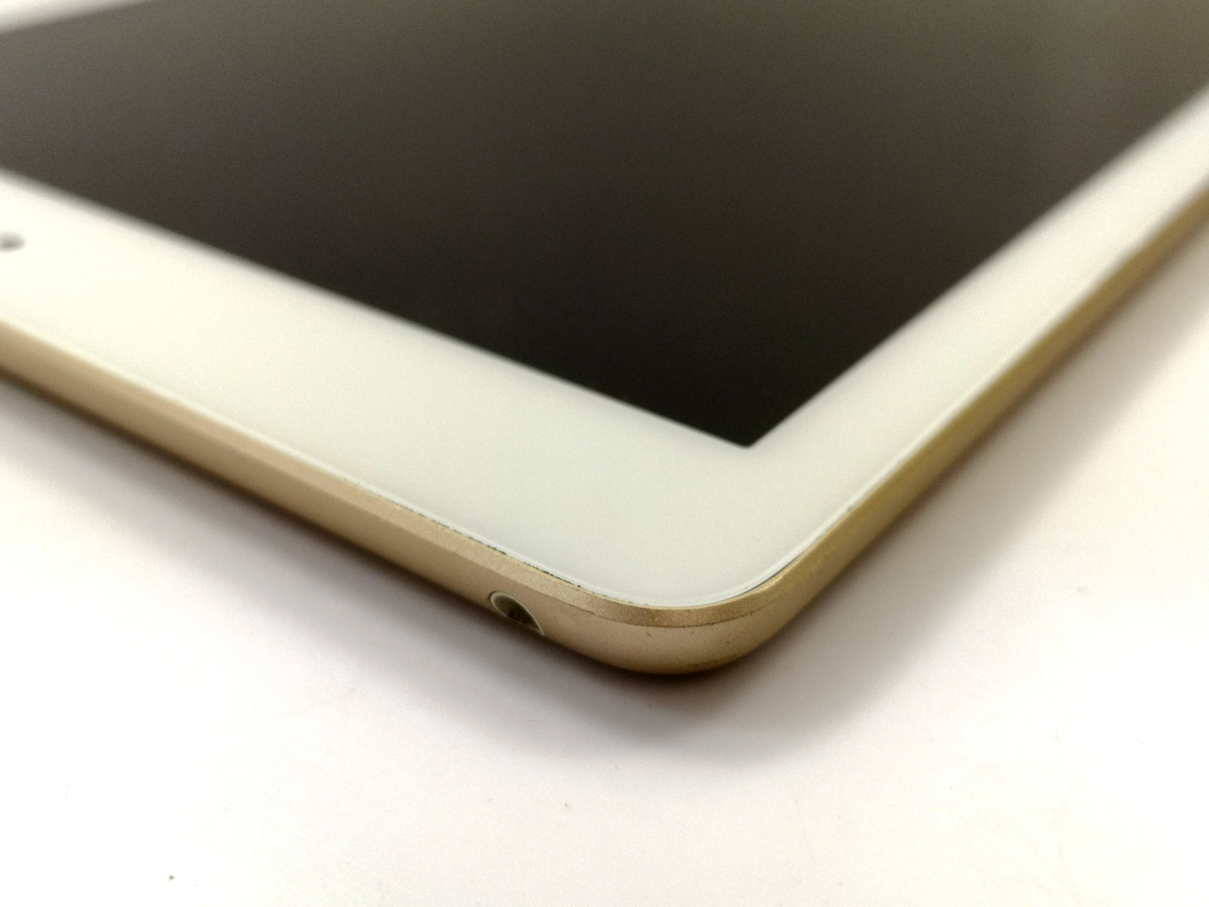 tablet-ipad-5th-gen-32gb-przekatna-ekranu-970