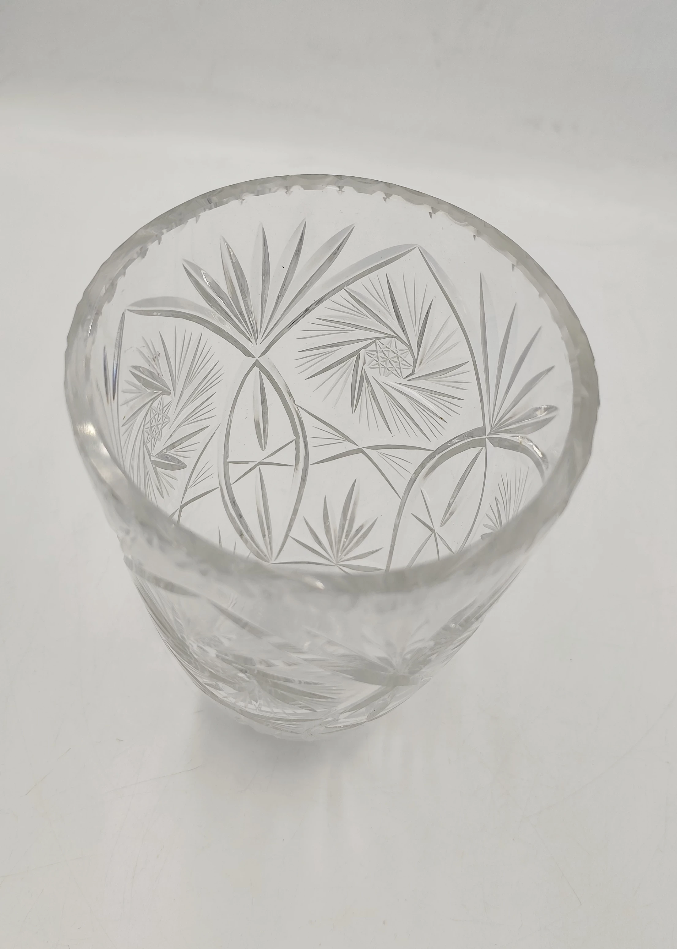 krysztalowy-wazon-bielsko-biala-matowy-prl-powstancow-slaskich-122-wroclaw