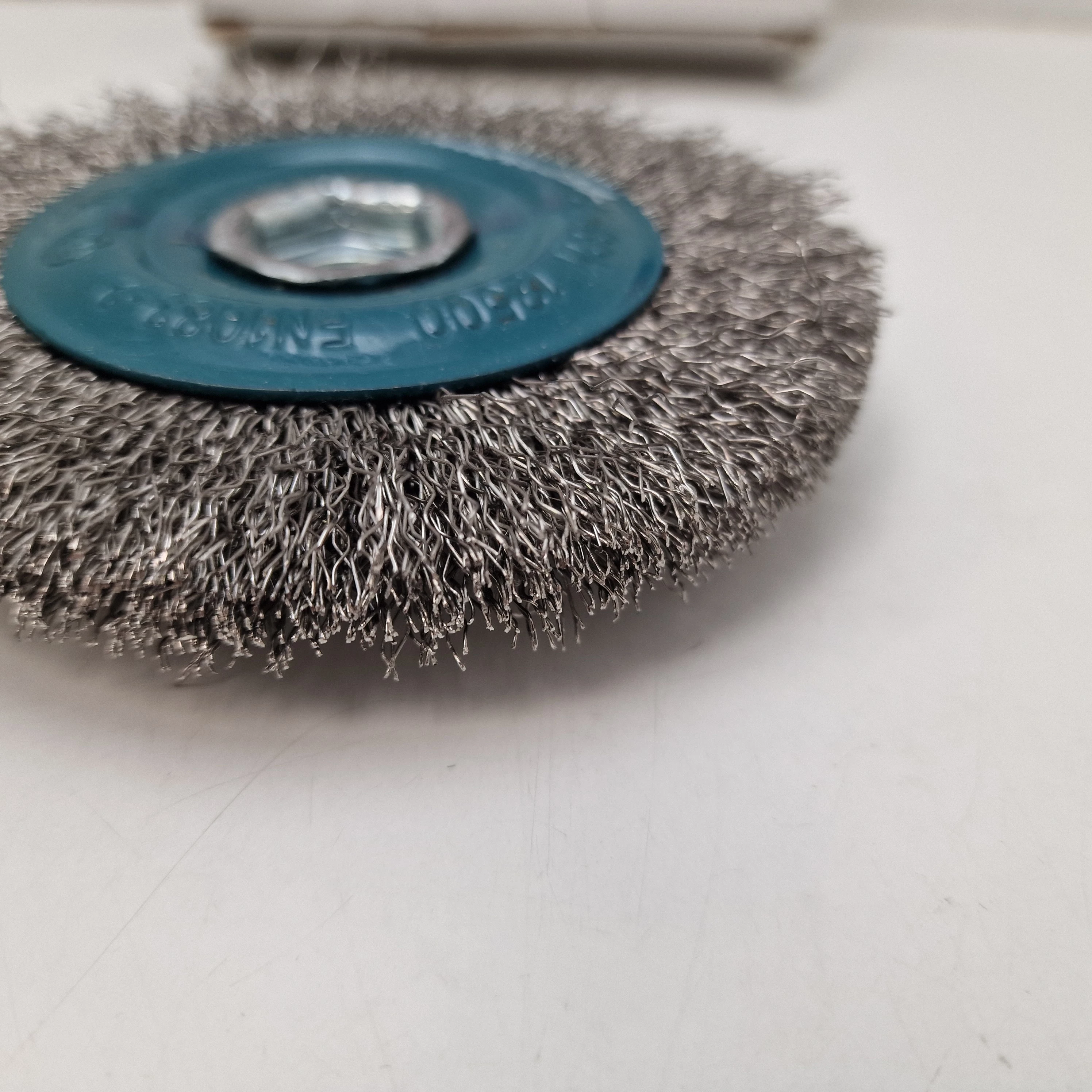 makita-szczotka-tarczowa-m1403mm-115mm-inox-stan-11323-2