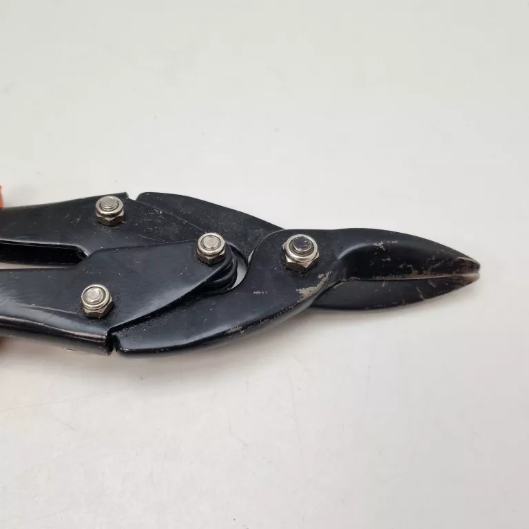 nozyce-do-blachy-tactix-273011-maksymalna-grubosc-ciecia-110