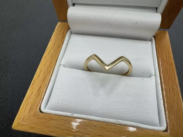 wyrob-jubilerski-uzywany-pierscionek-585-1086g-r16-plac-krakowski-3-zabrze-sj