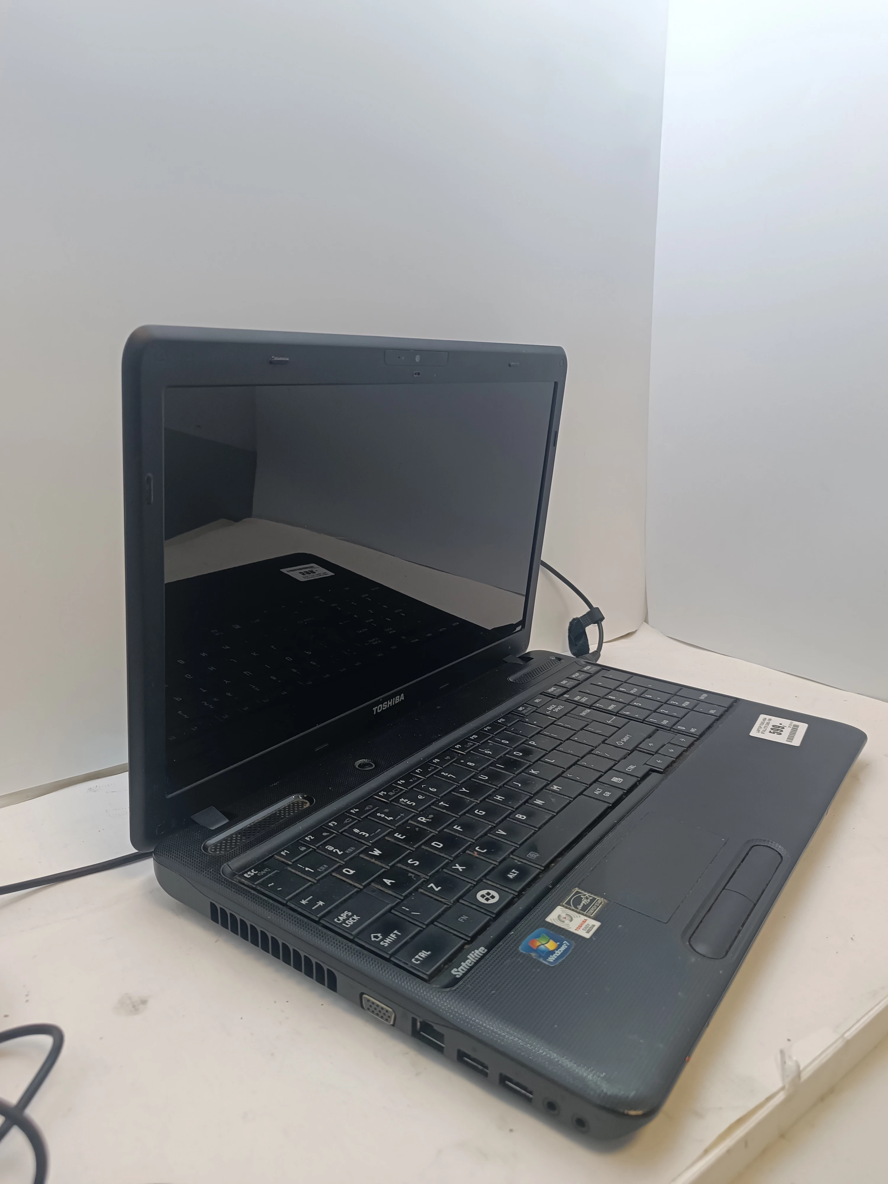 laptop-toschiba-stallite-c660-1m4-i33500gb-stan-11323-2