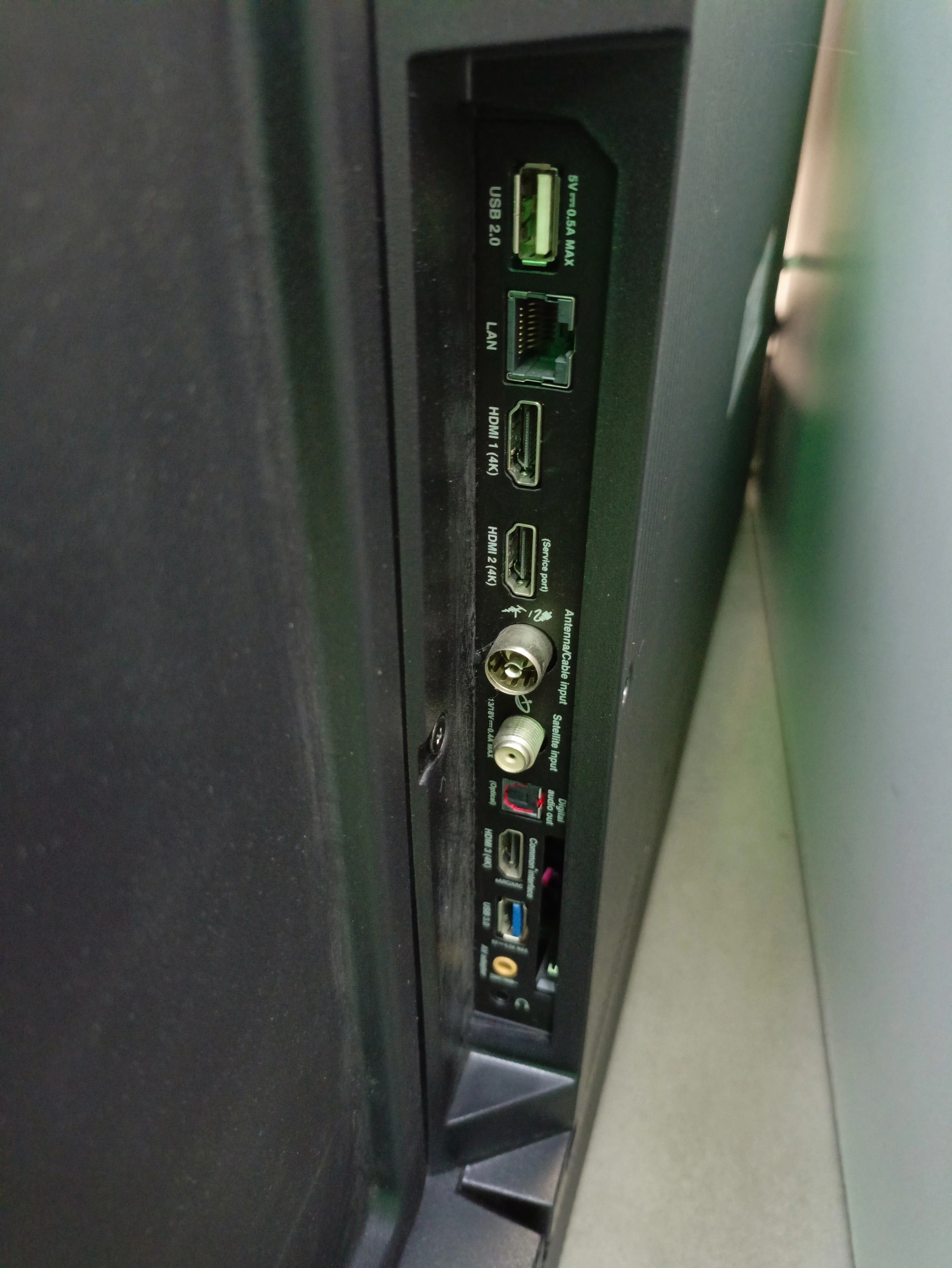 telewizor-qled-4k-tv-50c735-tcl-smart-tv-211678-250634