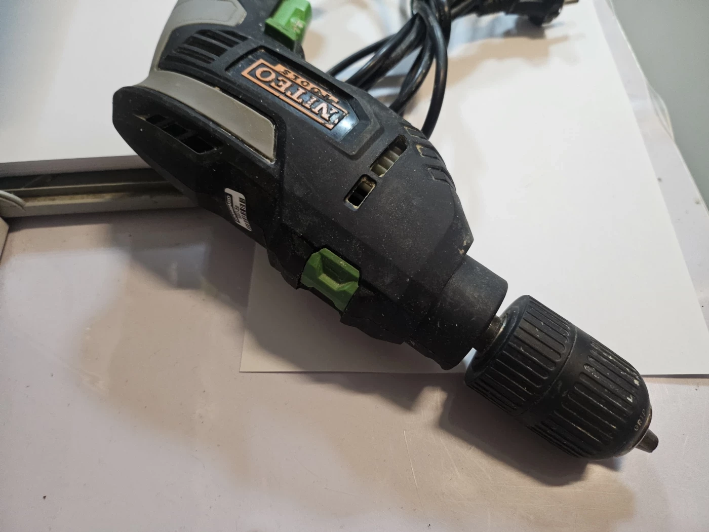 wiertarka-niteo-tools-pojm200271-810w-stan-11323-2