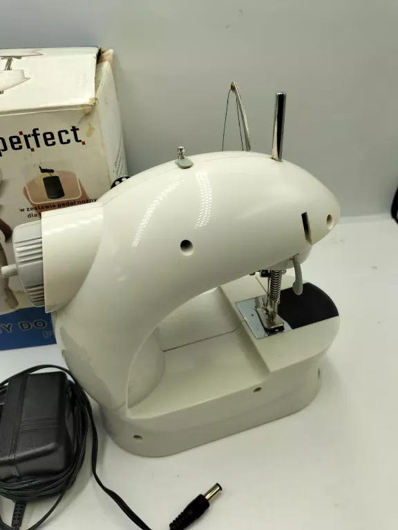 mini-maszyna-do-szycia-stan-11323-2