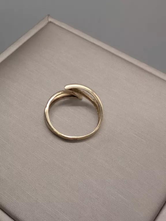 zloty-pierscionek-585-14k-189g-r-17-rodzaj-2205-2