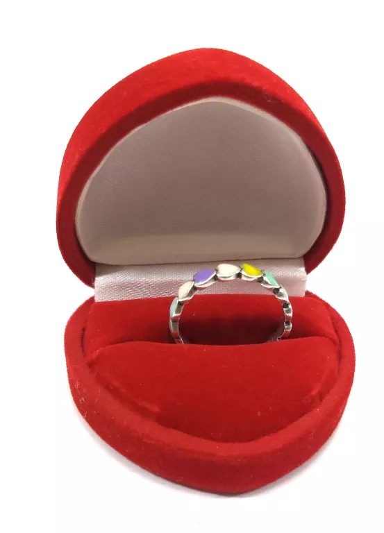 uroczy-srebrny-pierscionek-z-kolorowymi-serduszkami-p925-r13-kamienie-221-64