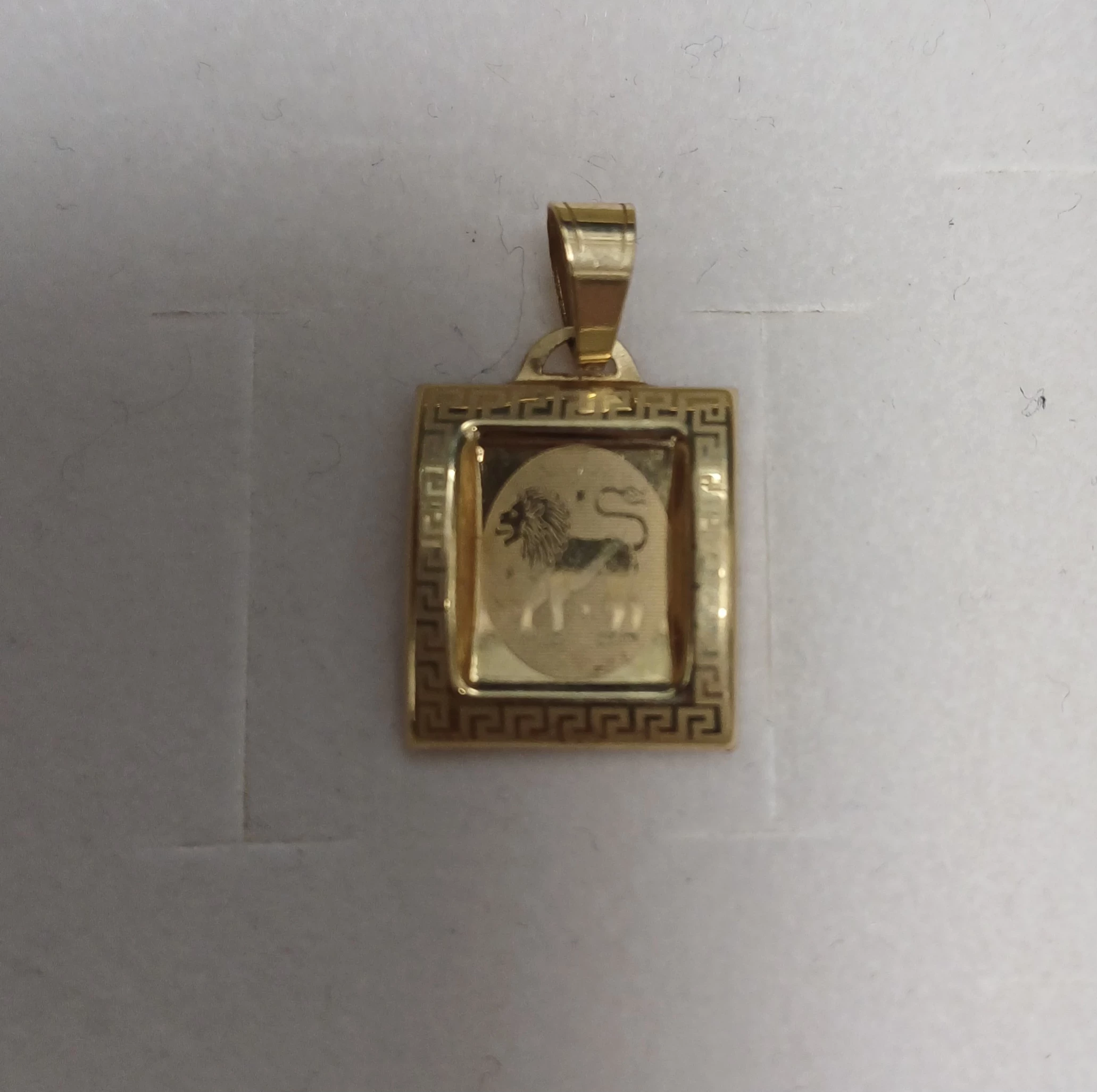 zlota-przywieszka-lew-p585-w096g-stan-11323-2