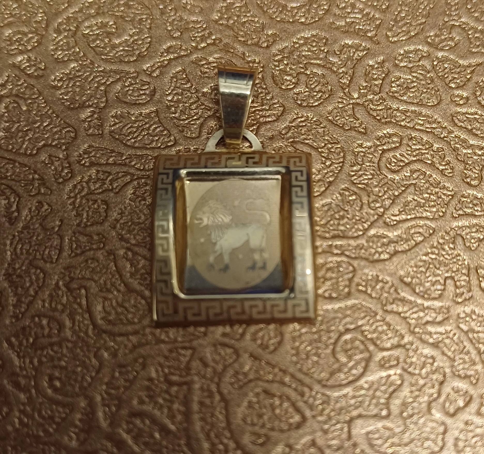 zlota-przywieszka-lew-p585-w096g-prusa-1-legnica