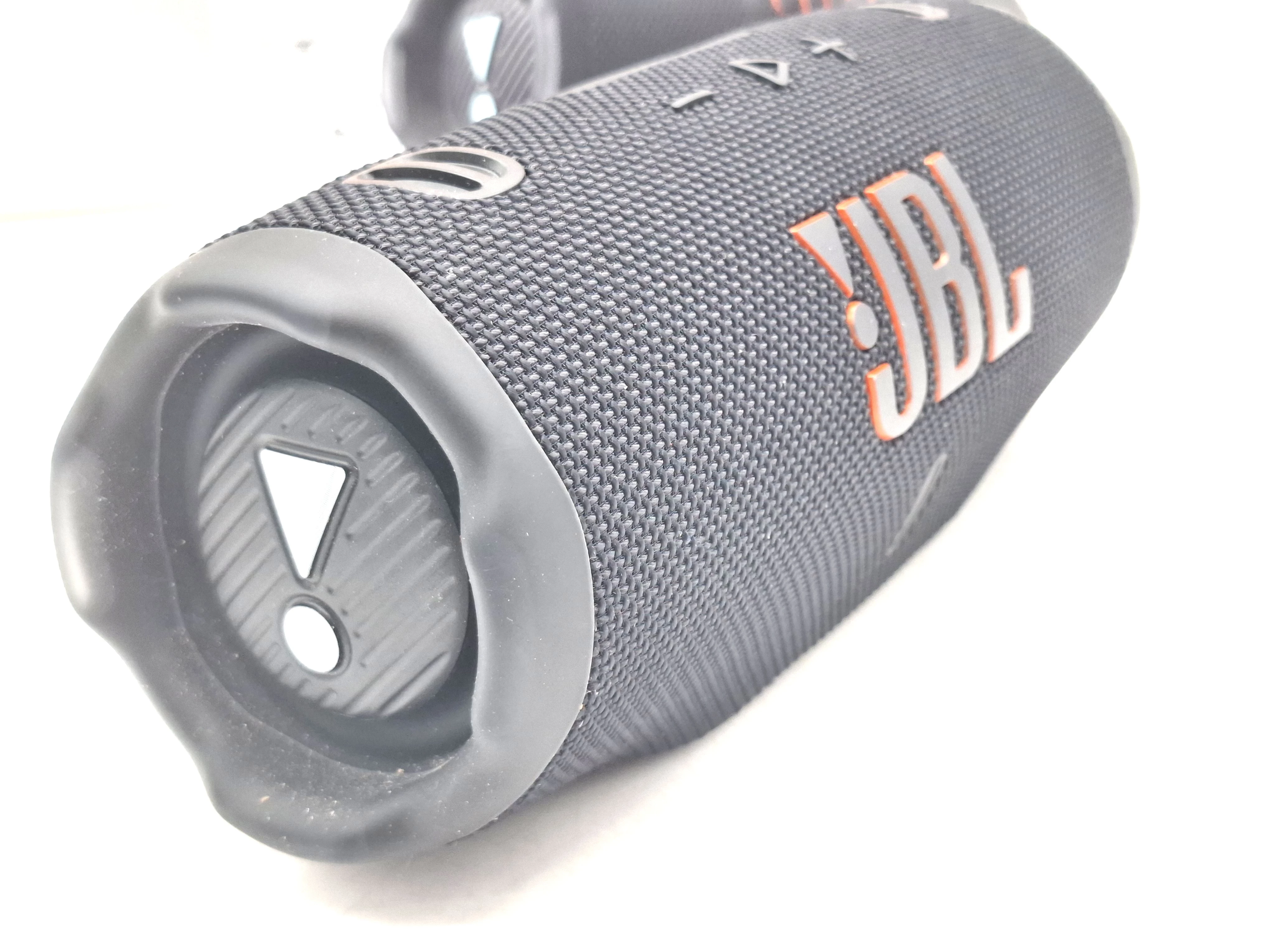 glosnik-przenosny-jbl-charge-6-45-w-zadbany-model-250442-2005845