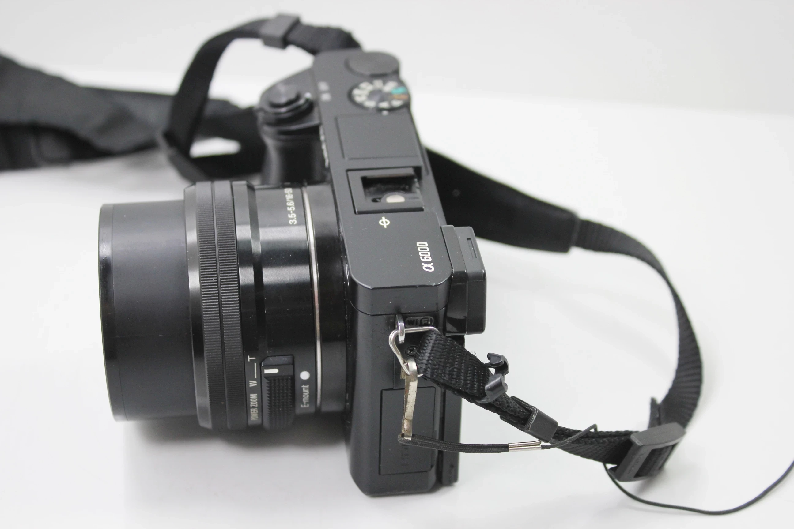 aparat-sony-alpha-6000-sony-16-50mm-rozdzielczosc-2430