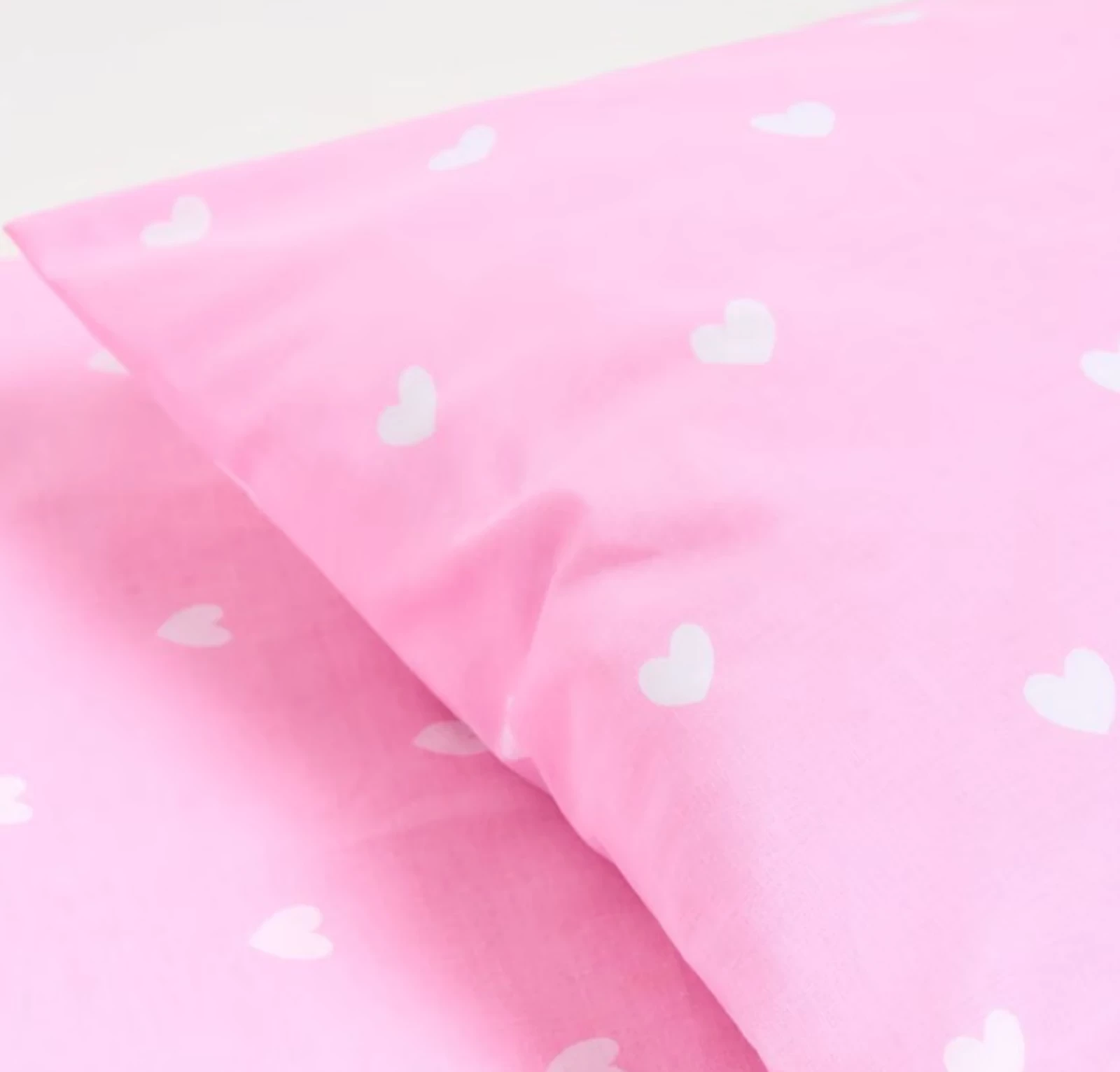 komplet-bawelnianej-poscieli-w-serca-rozowa-sinsay-ean-gtin-5907831617917