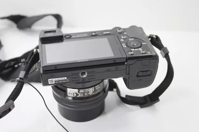 aparat-sony-alpha-6000-sony-16-50mm-rozmiar-matrycy-206882-228774