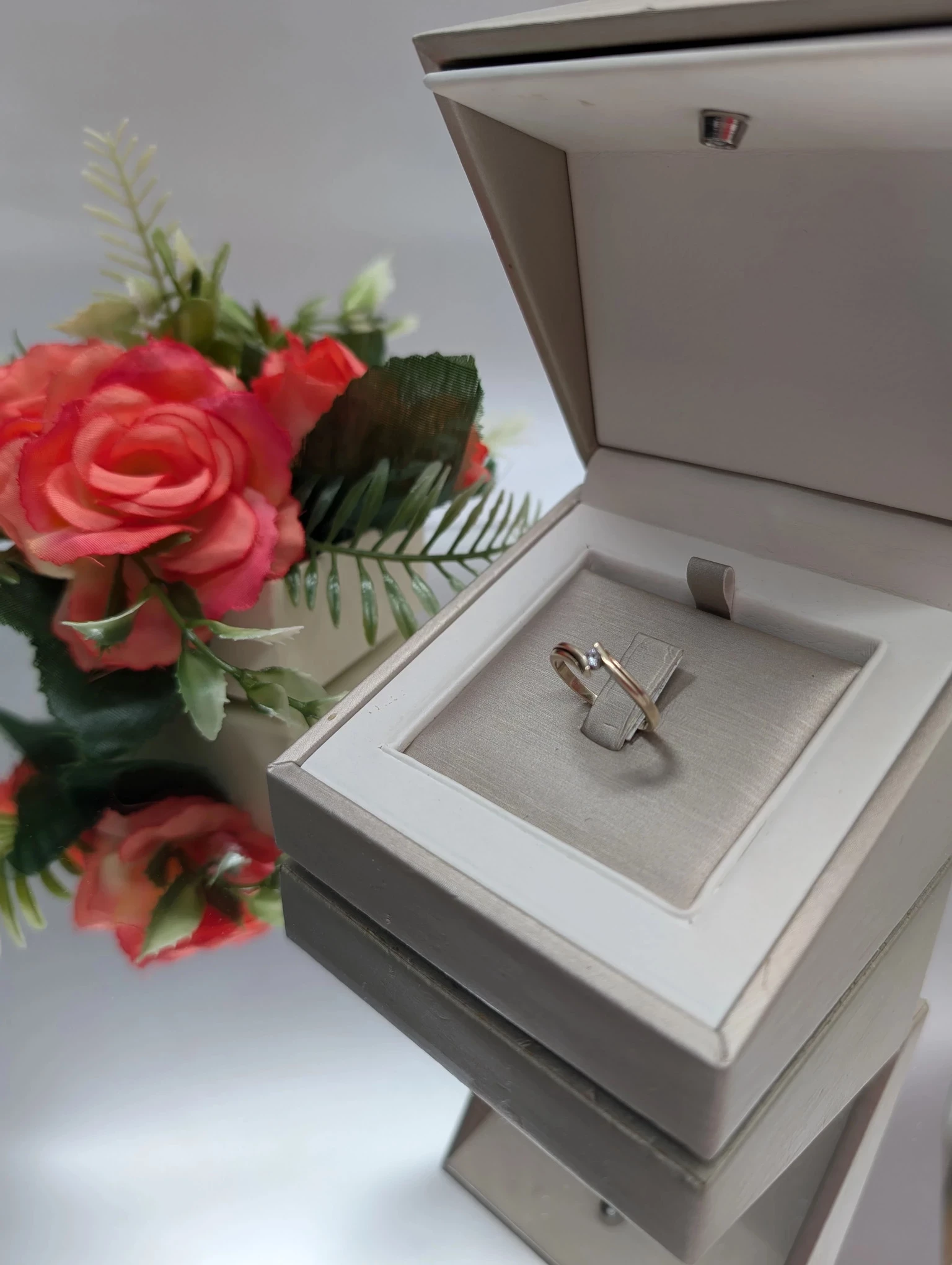 zloty-pierscionek-333-8k-163g-r-14-wyzwolenia-42-walbrzych-sj