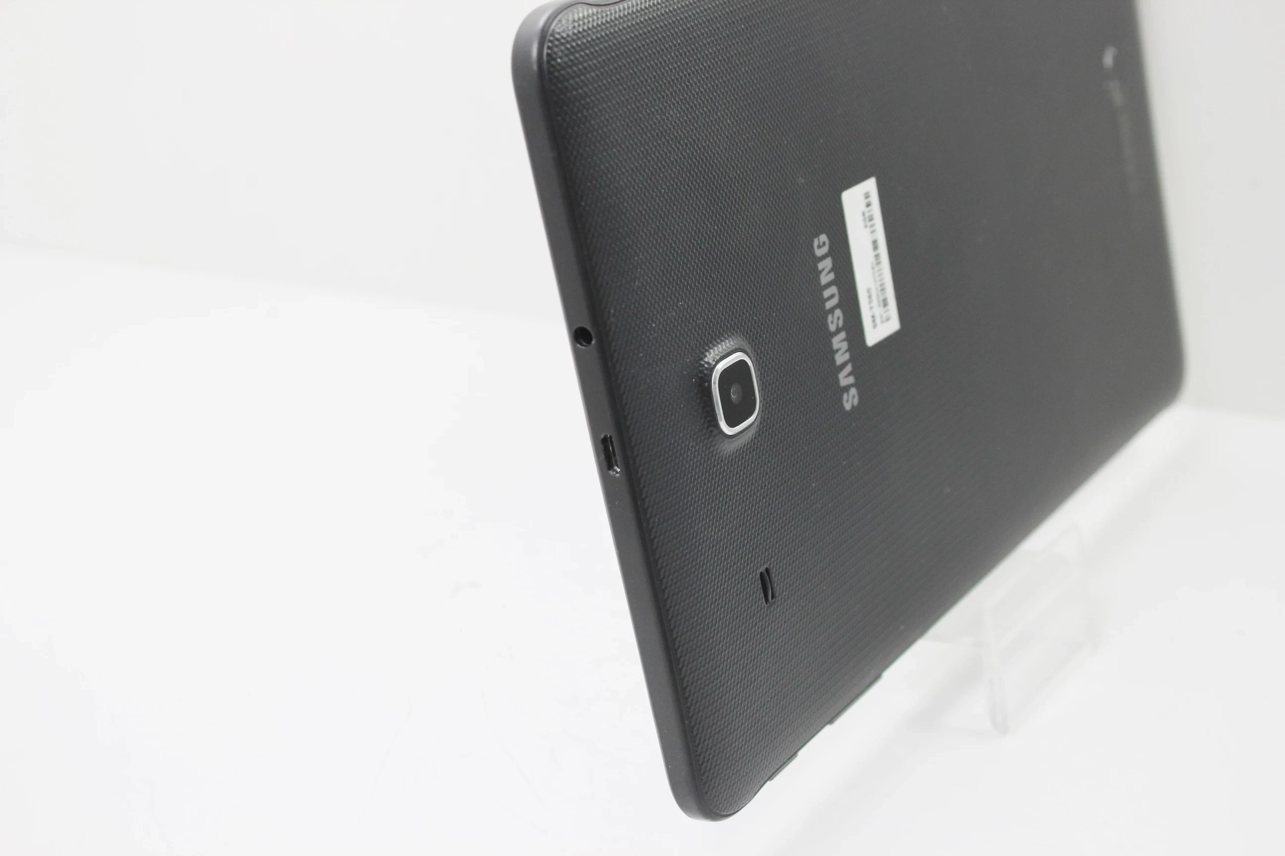 tablet-samsung-galaxy-tab-e-sm-t560-kod-producenta-sm-t560