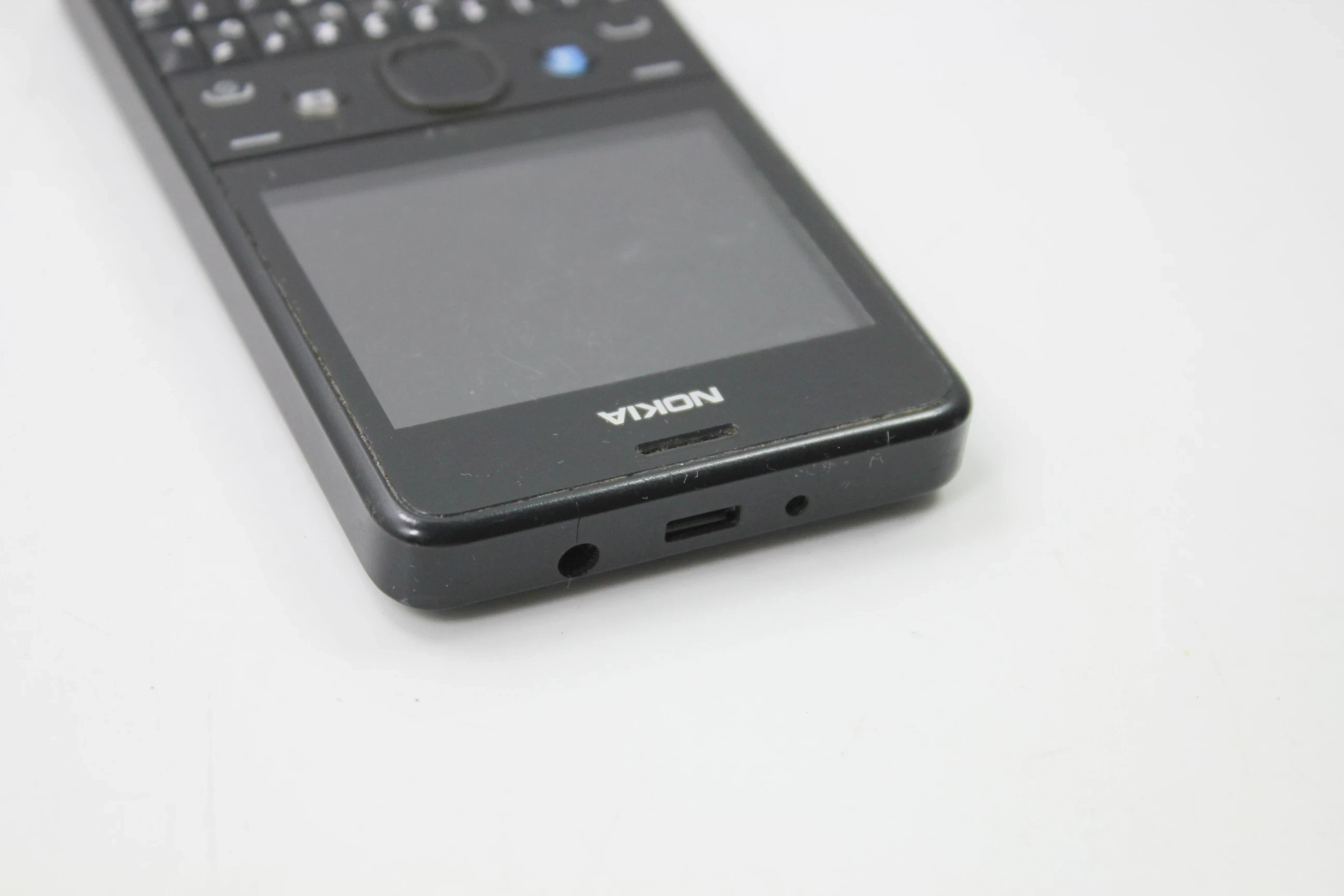 telefon-nokia-asha-210-stan-11323-2