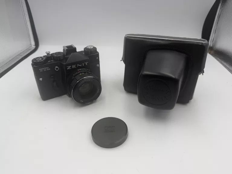 aparat-analogowy-zenit-ttl-wyzwolenia-4b-szczecin