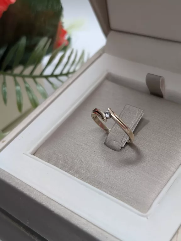 zloty-pierscionek-333-8k-163g-r-14-ean-gtin-00000000000000