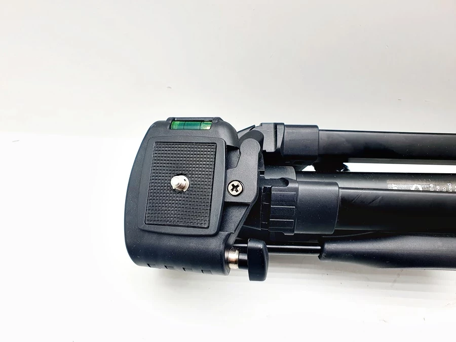 statyw-budowlany-bosch-professional-bt150-157cm-regulowany-waga-produktu-z-opakowaniem-jednostkowym-1380