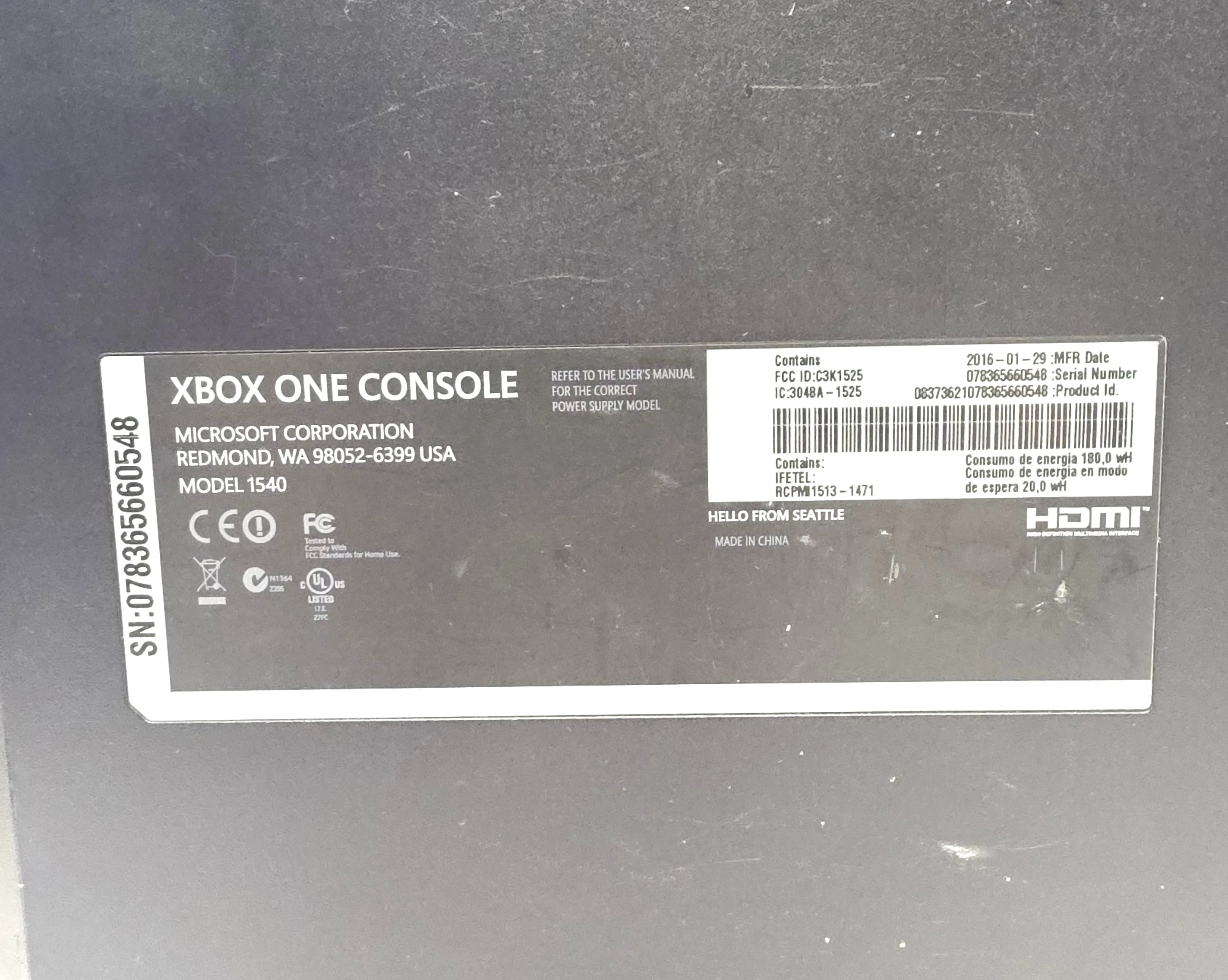 konsola-xbox-one-model1540-pad-zestaw-15-gier-opis-liczba-kontrolerow-w-zestawie-205994-225550
