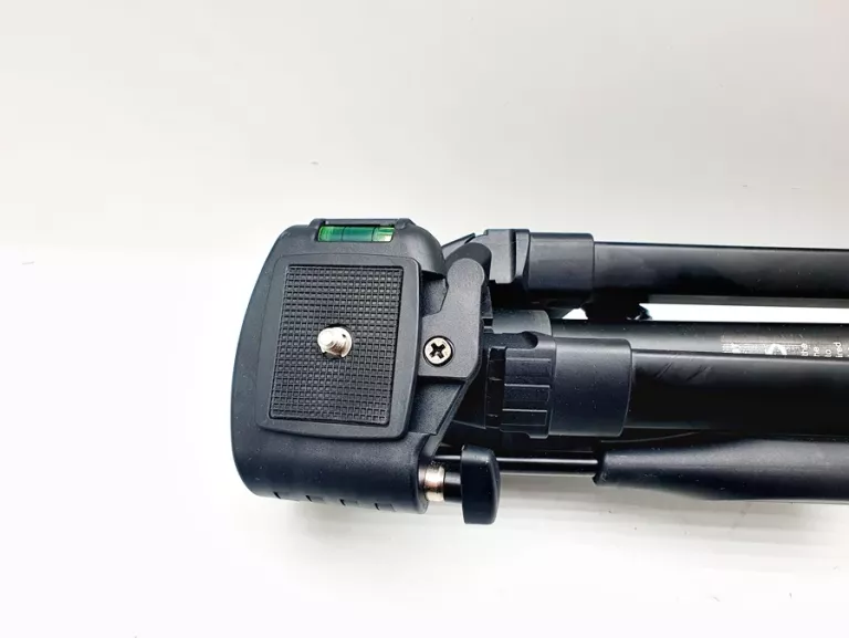 statyw-budowlany-bosch-professional-bt150-157cm-regulowany-waga-produktu-z-opakowaniem-jednostkowym-1380