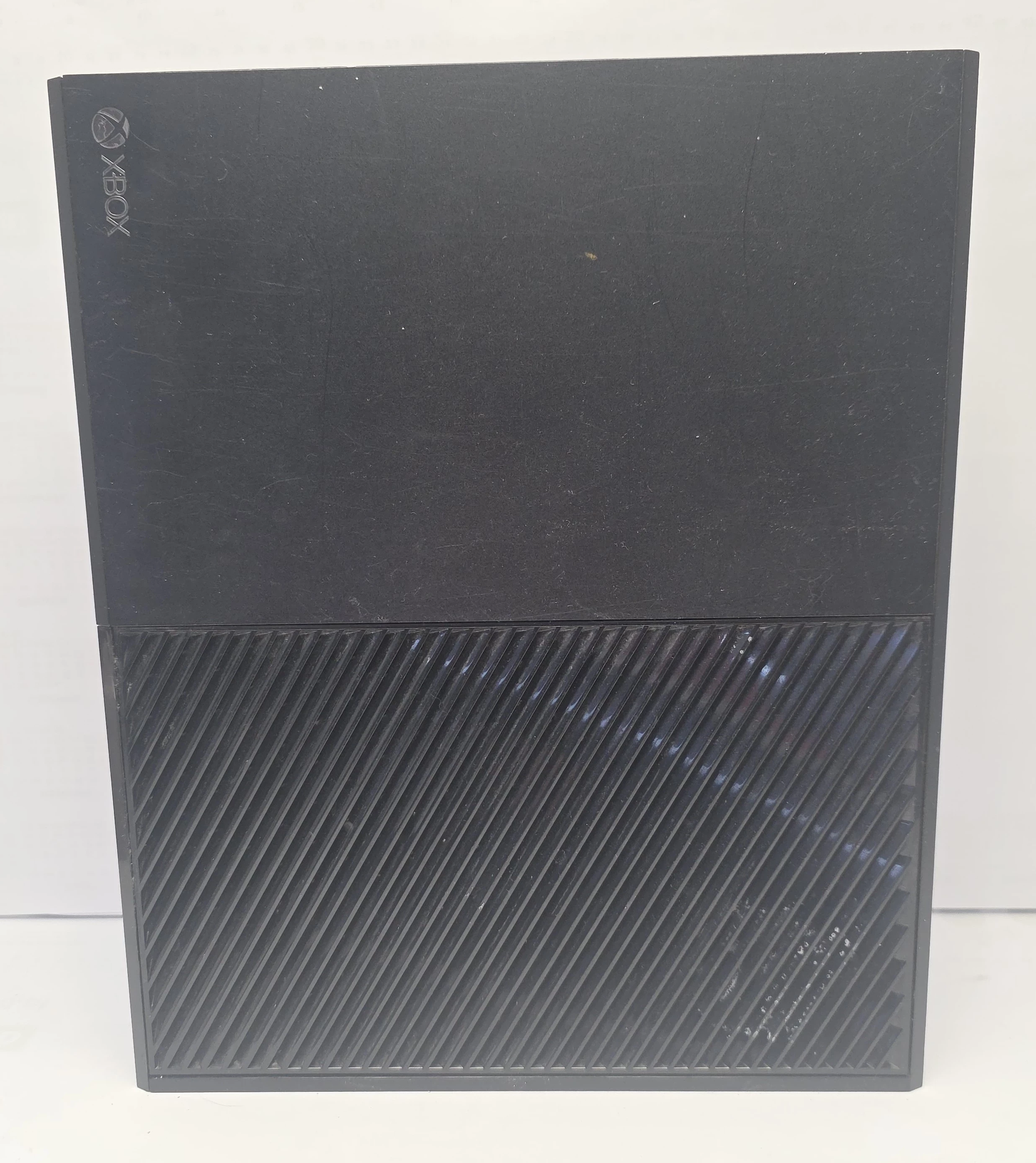 konsola-xbox-one-model1540-pad-zestaw-15-gier-opis-ean-gtin-885370996708