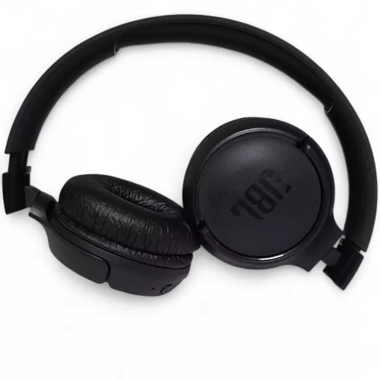 sluchawki-bezprzewodowe-jbl-tune-525bt-czarne-stan-11323-2