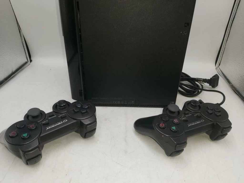 konsola-sony-ps3-super-slim-500gb-2-pady-kod-producenta-cech-4004c-lw