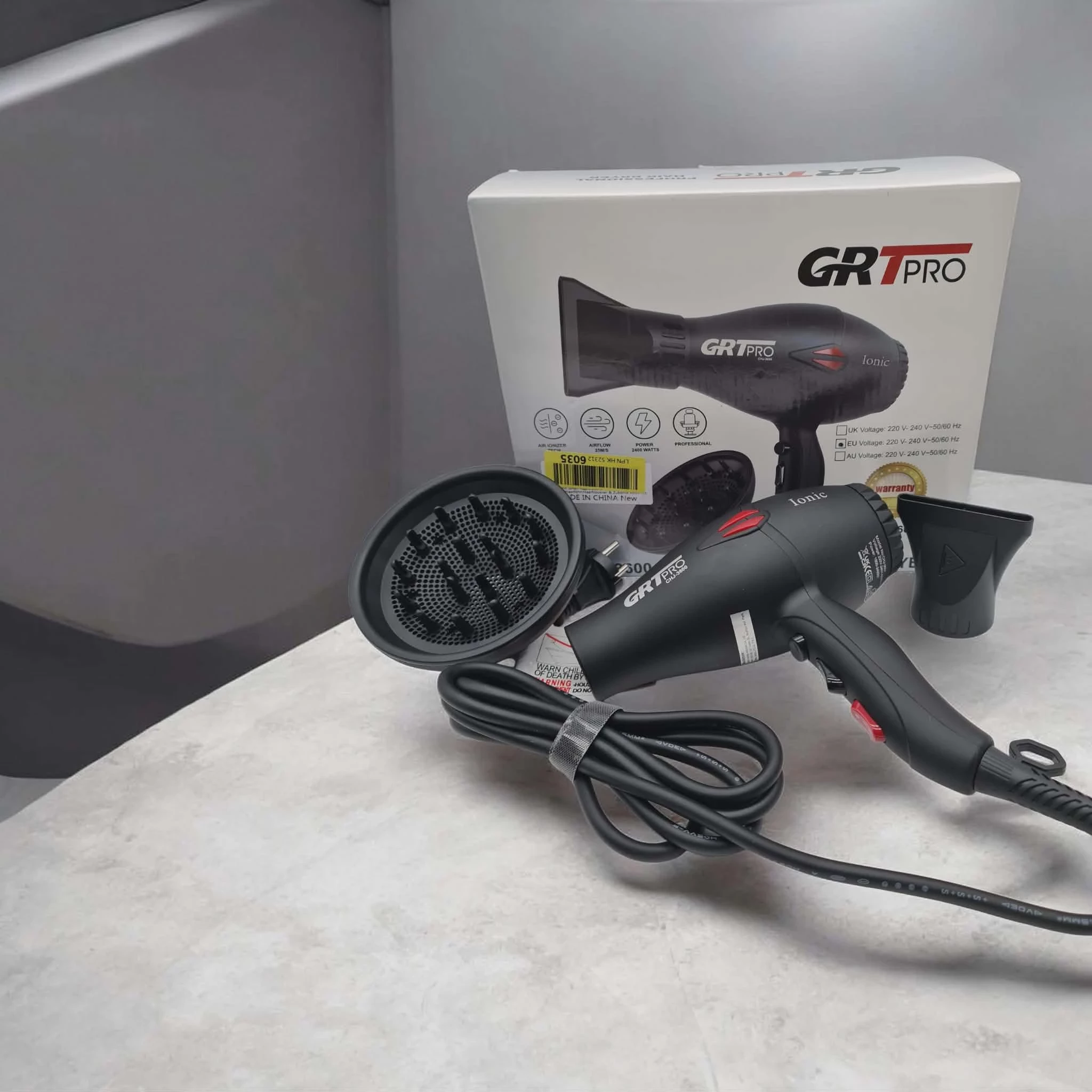 suszarka-grtpro-chj-3600-czarna-dyfuzor-do-wlosow-kreconych-podrozna-liczba-predkosci-nadmuchu-2