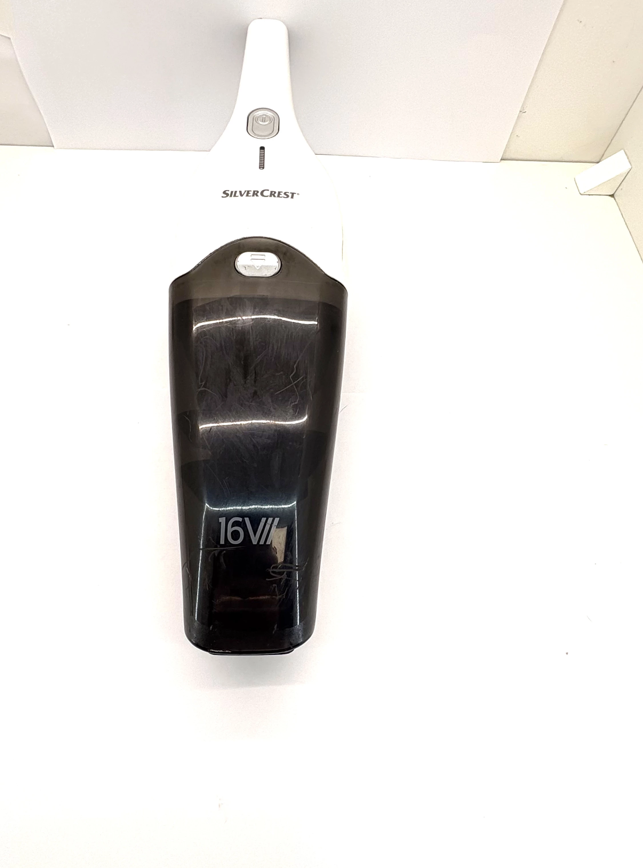 odkurzacz-pionowy-2w1-silvercrest-shss-18-stan-11323-2