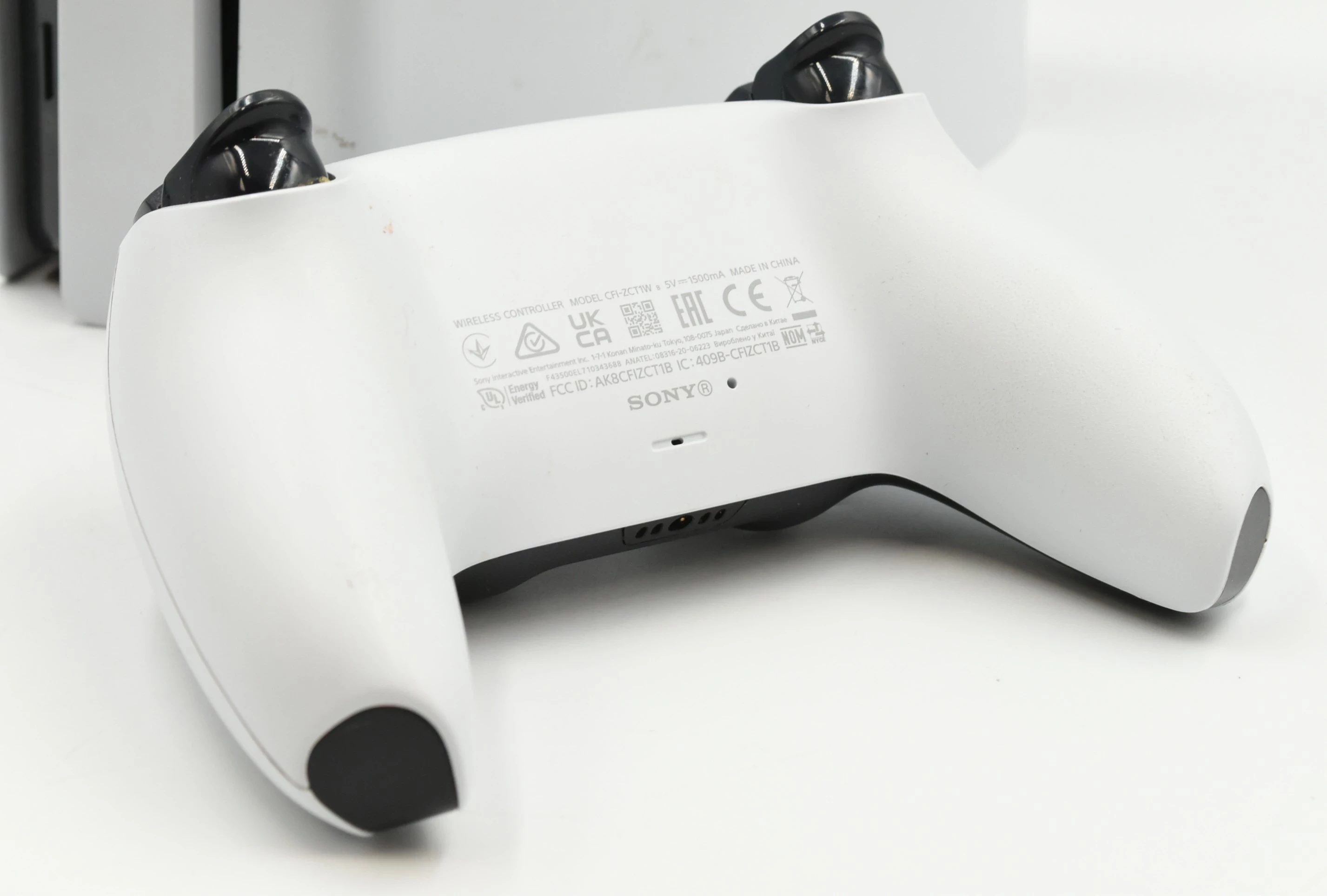 sony-playstation-5-slim-d-chassis-ps5-1tb-z-napedem-stan-11323-2