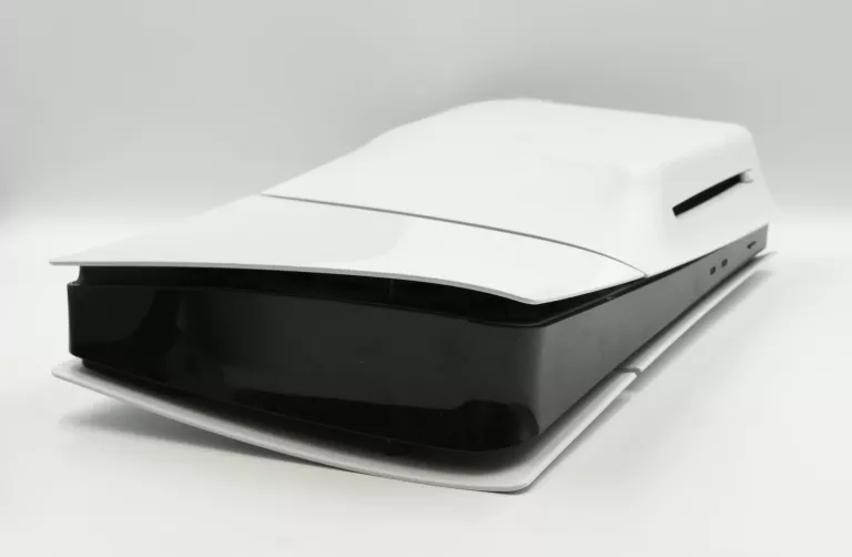 sony-playstation-5-slim-d-chassis-ps5-1tb-z-napedem-producent-248914-1705040