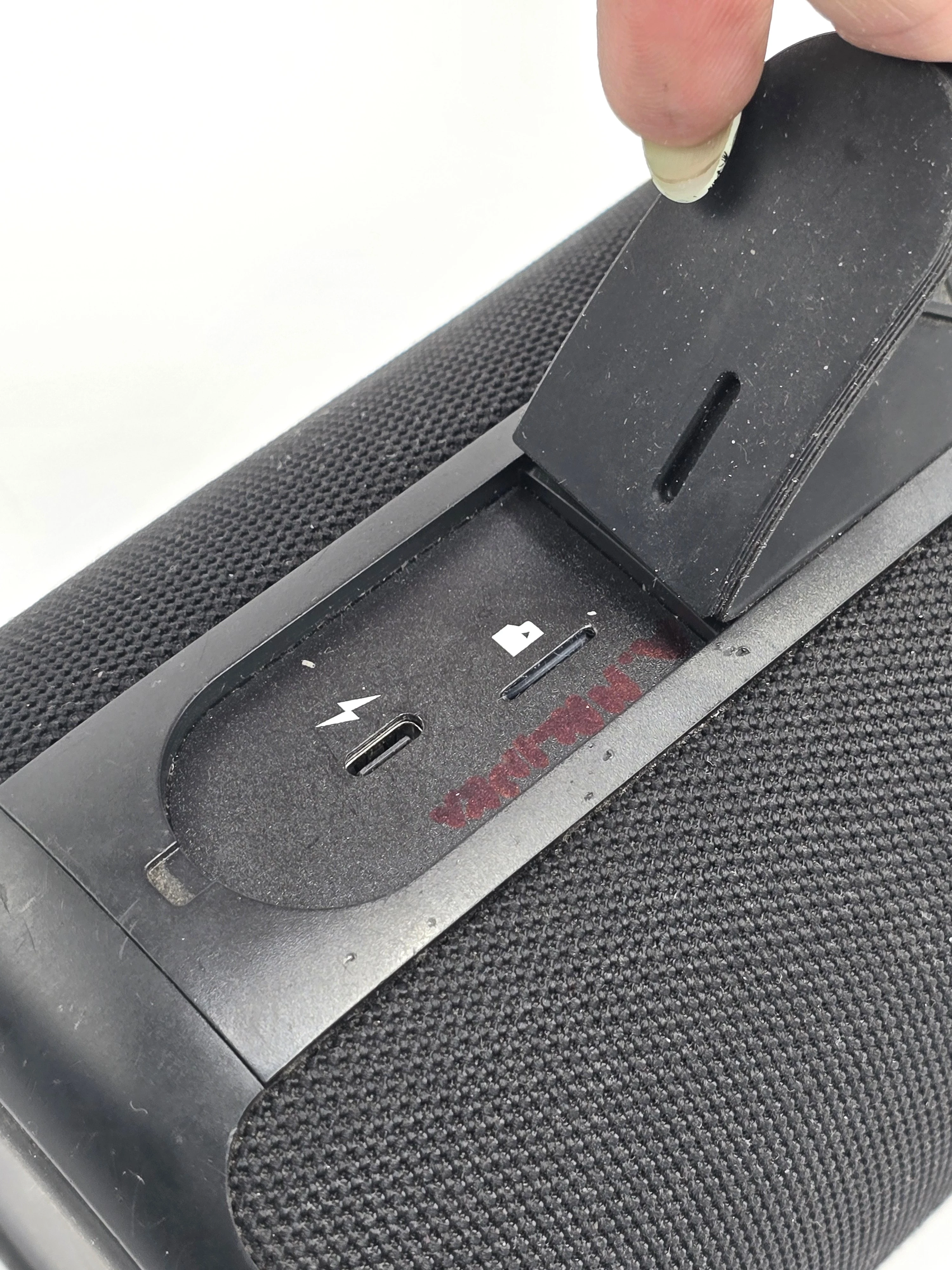 glosnik-fresh-n-rebel-1arb800bl-czarny-moc-2400