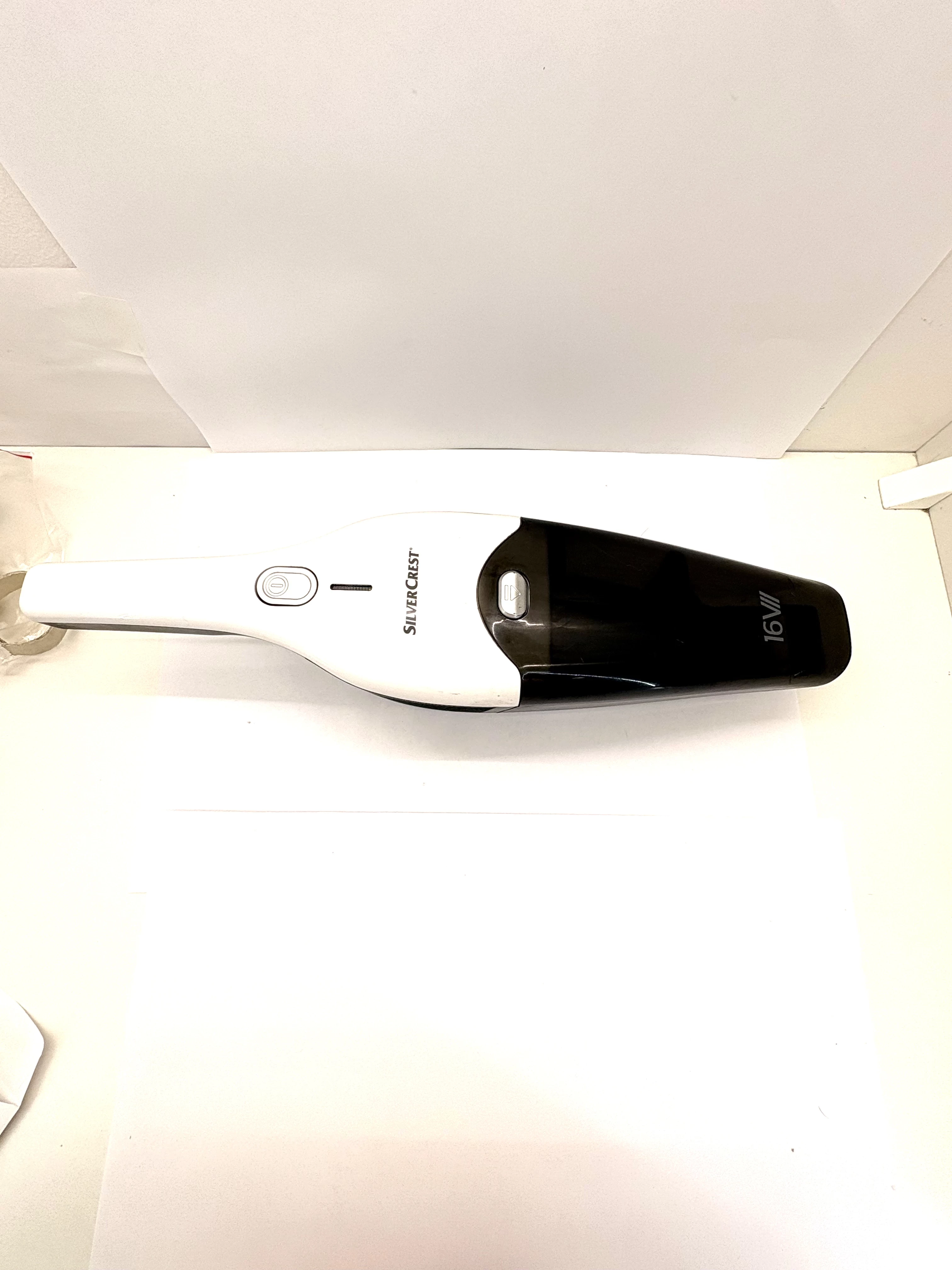 odkurzacz-pionowy-2w1-silvercrest-shss-18-kolor-dominujacy-129357-2