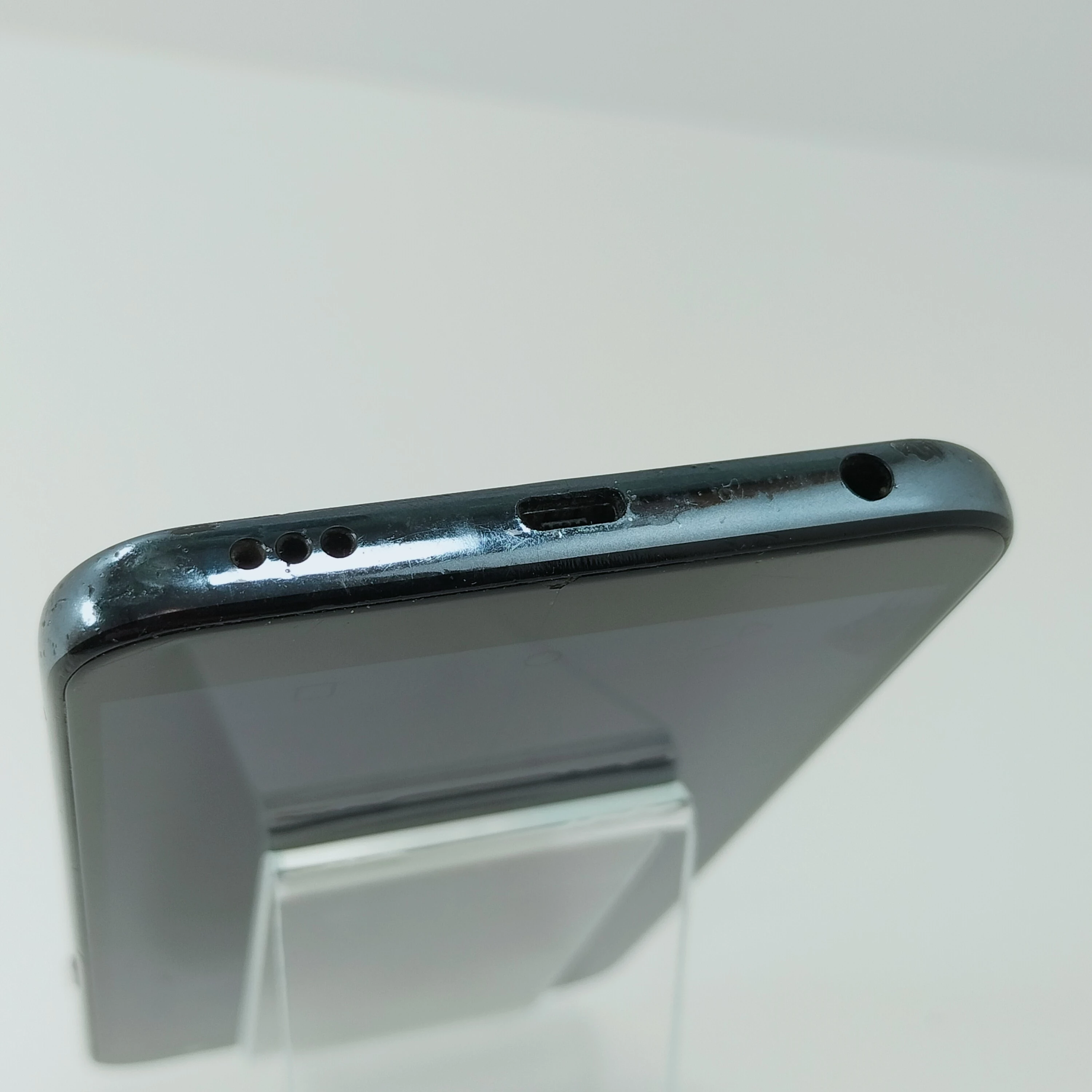 telefon-lg-k40-16gb-okazja-ean-gtin-5025744457090