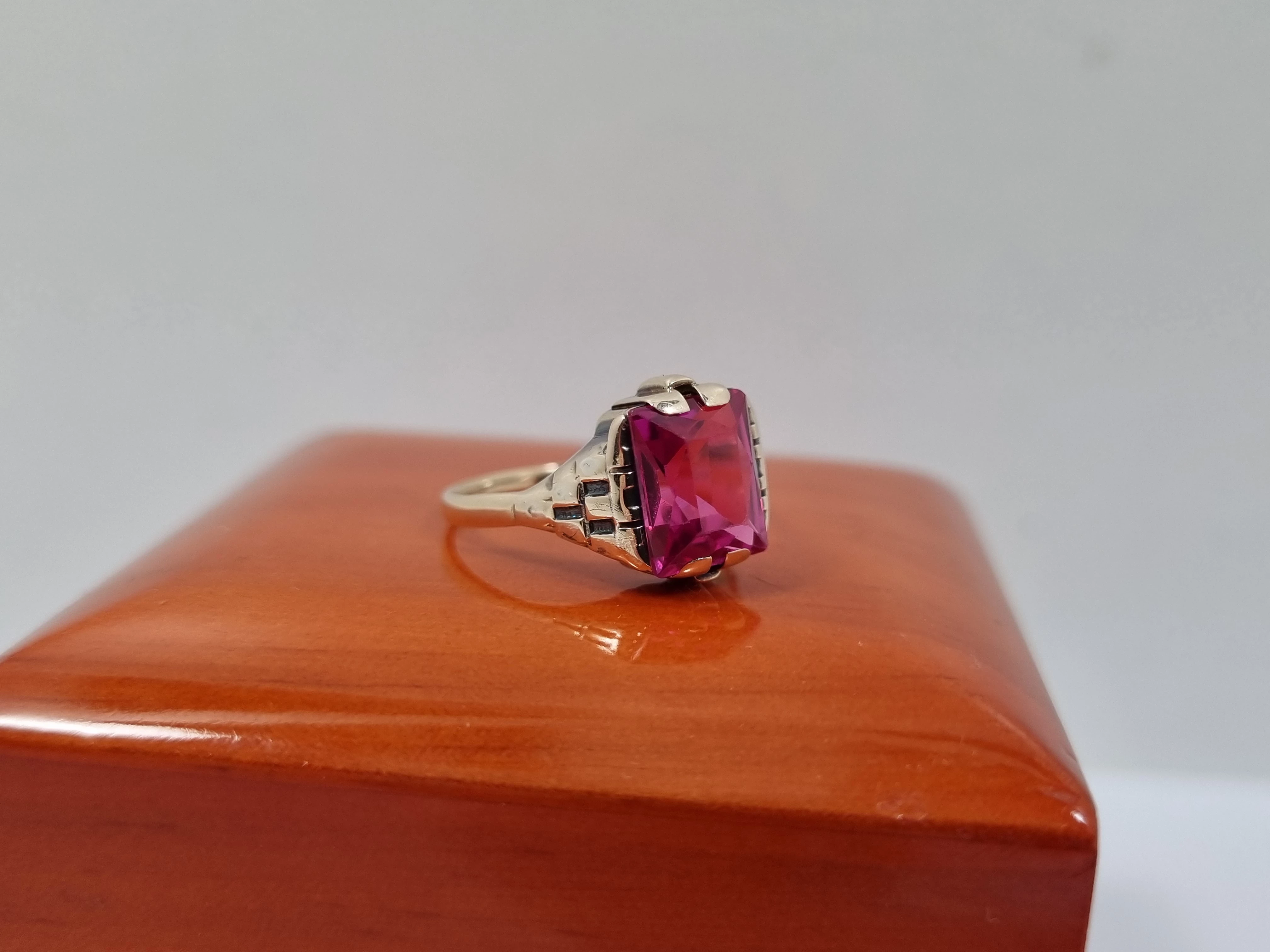 zloty-pierscionek-z-kamieniem-585-324g-r16-marka-248811-958954