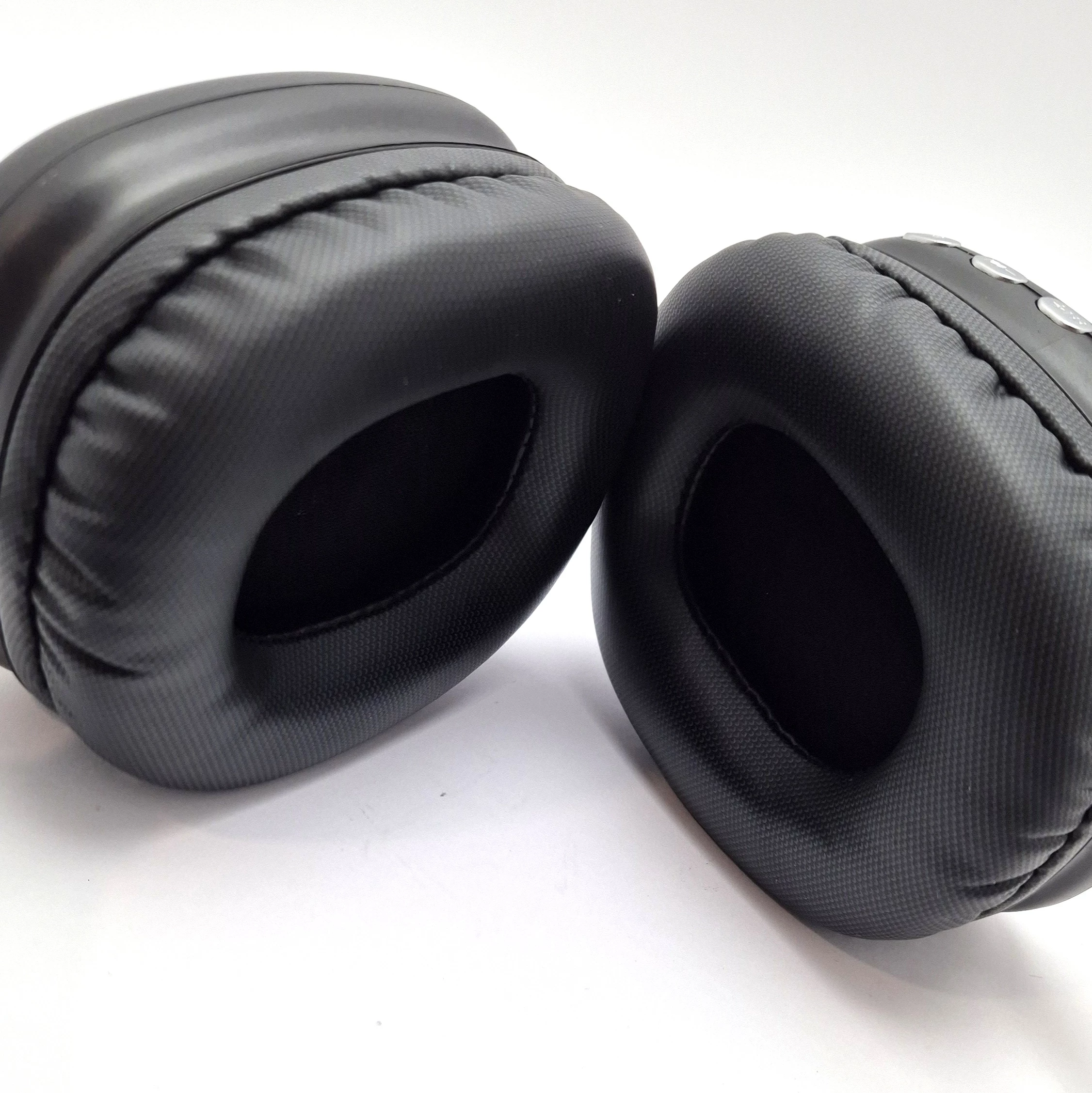 sluchawki-awei-at7-kolor-dominujacy-129357-3