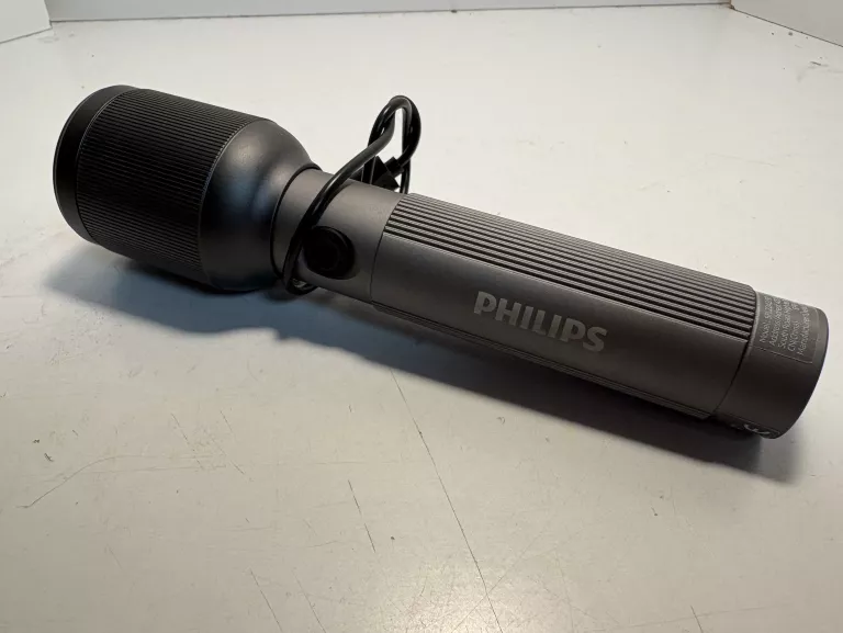 latarka-akumulatorowa-philips-sfl2141-650lm-zoom-300m-aluminiowa-obudowa-stan-11323-2