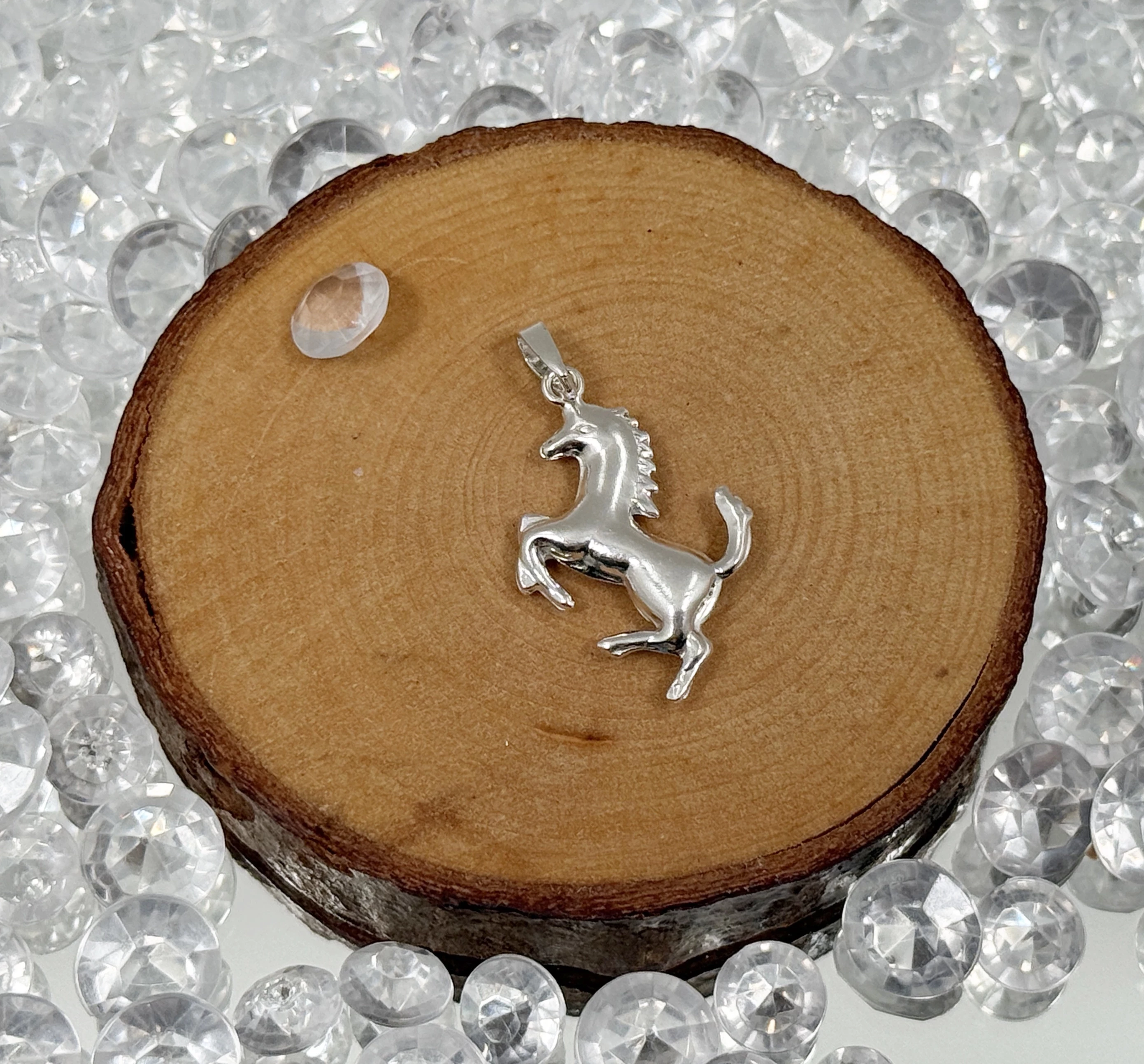 srebrna-zawieszka-konik-925-kosciuszki-159-wroclaw-gracja