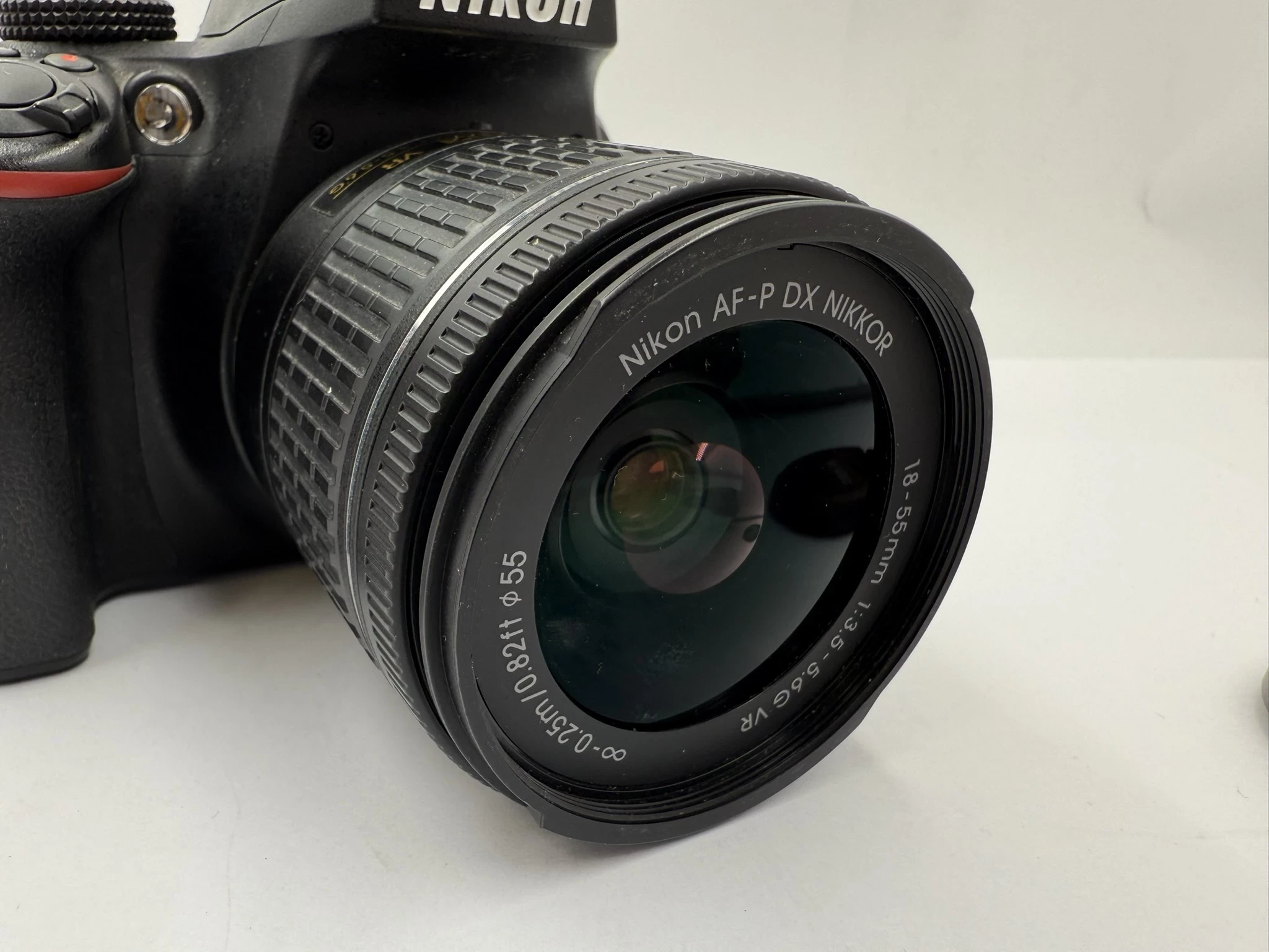 aparat-nikon-d3400-obiektyw-nikkor-18-55mm-pudelko-w-zestawie-814-2