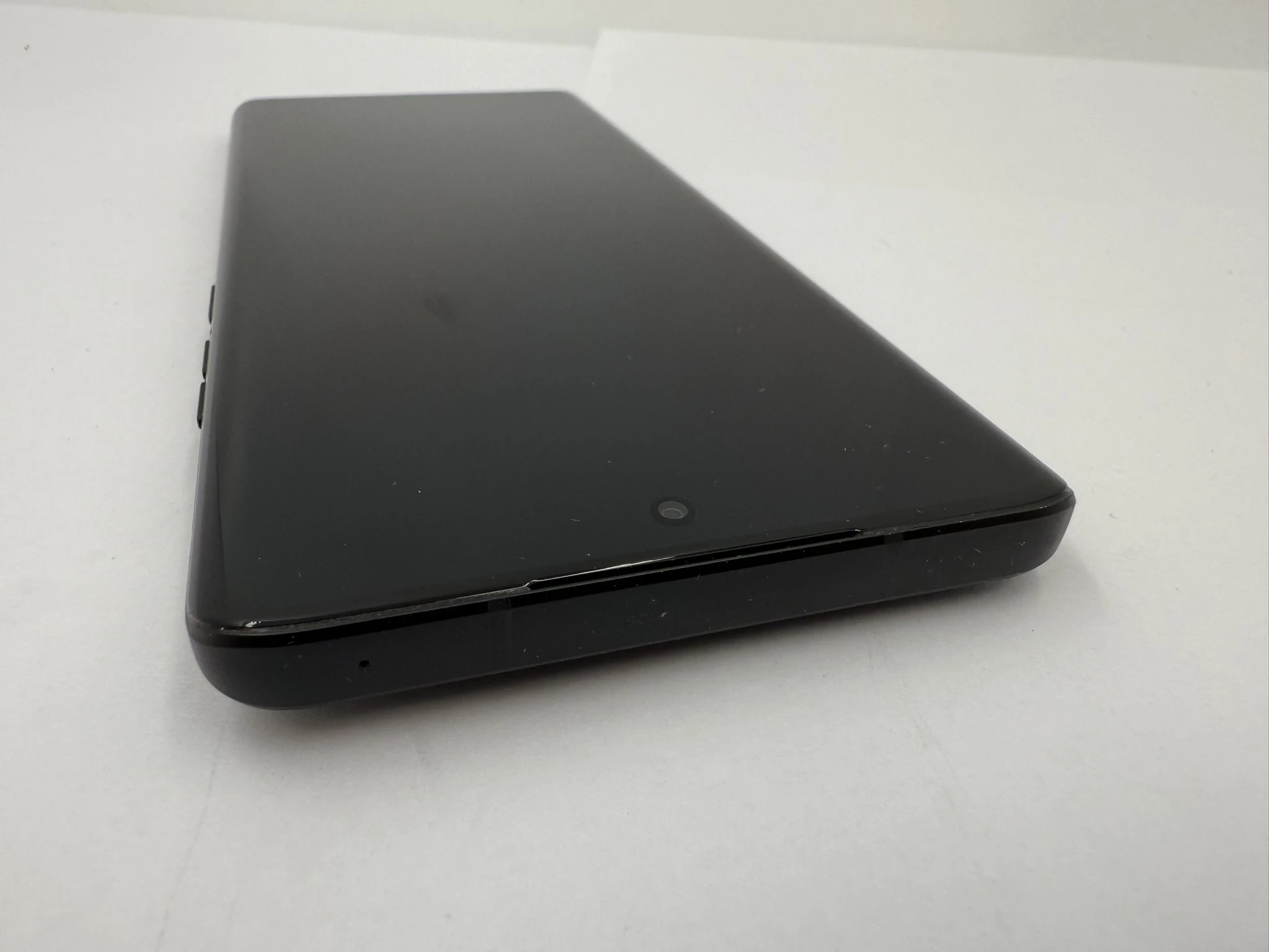 telefon-motorola-edge-40-8gb256gb-pudelko-kod-producenta-pay40006pl